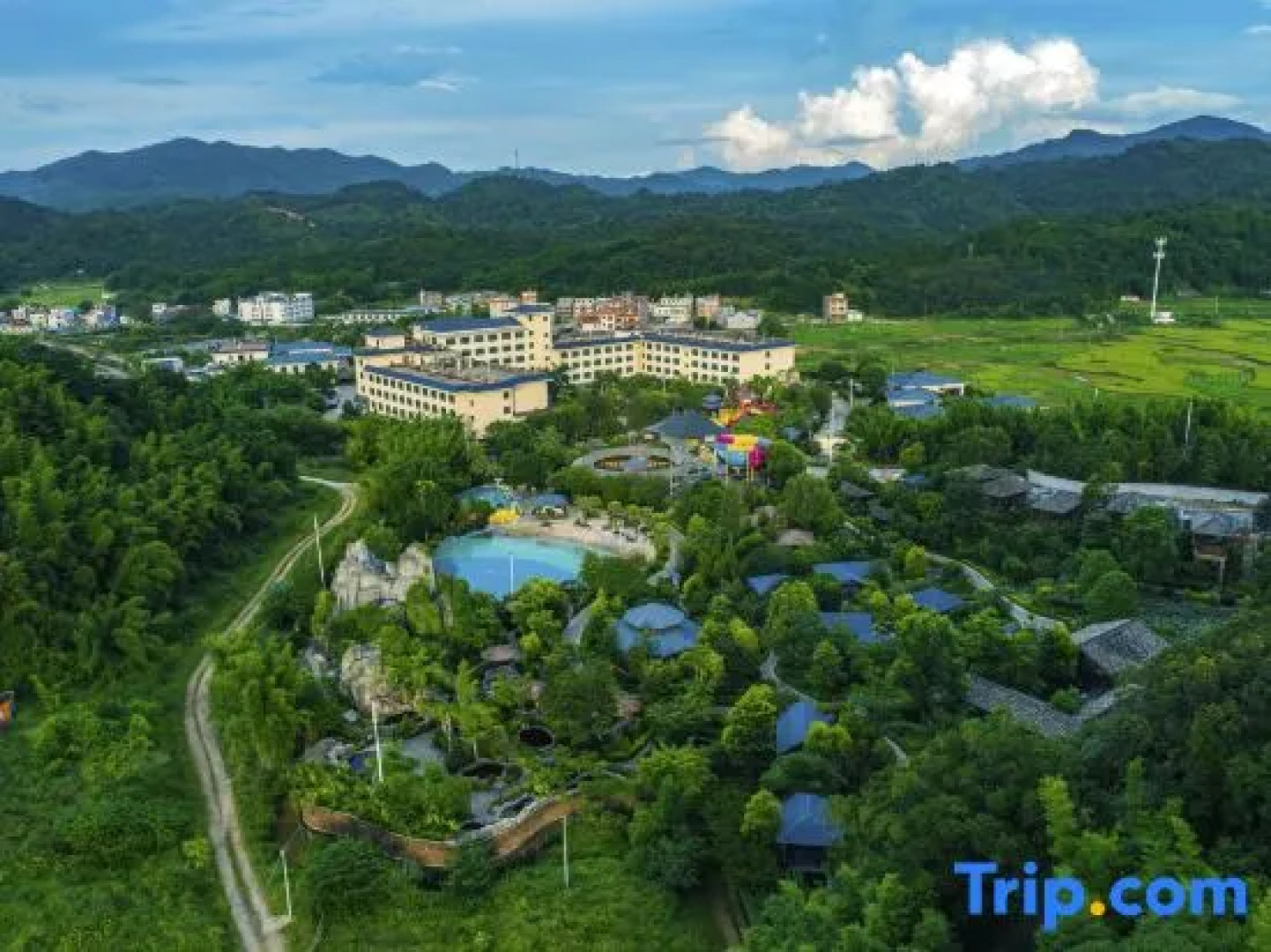 Yeyuan Hotspring Holiday Hotel