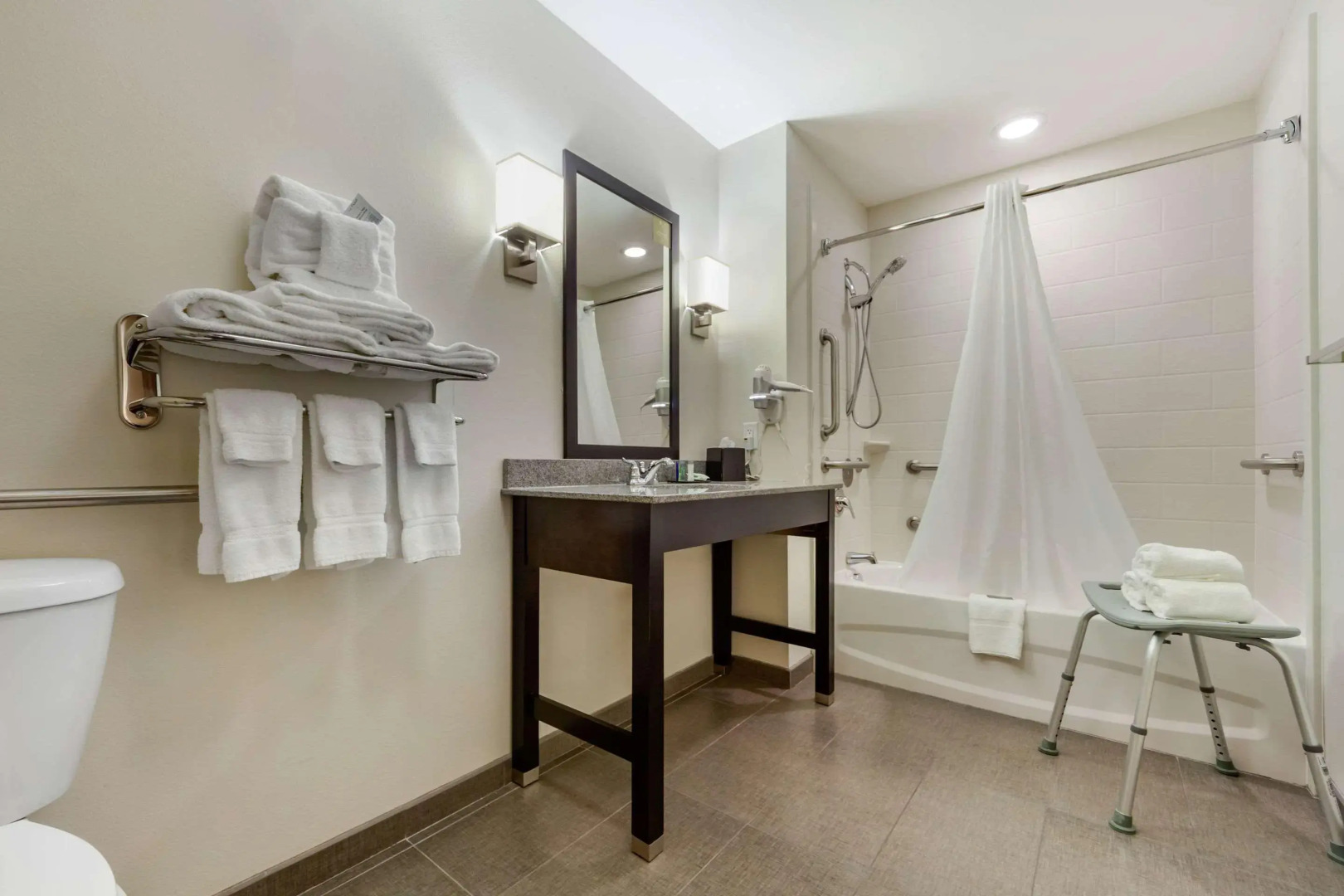 Sleep Inn & Suites Fargo Medical Center