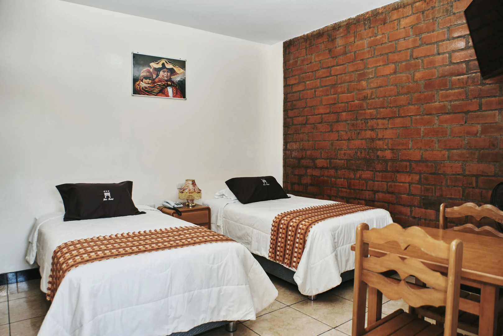 Bris Hotel