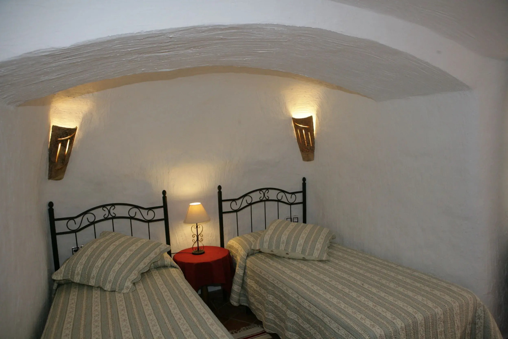 Casas Cuevas El Mirador