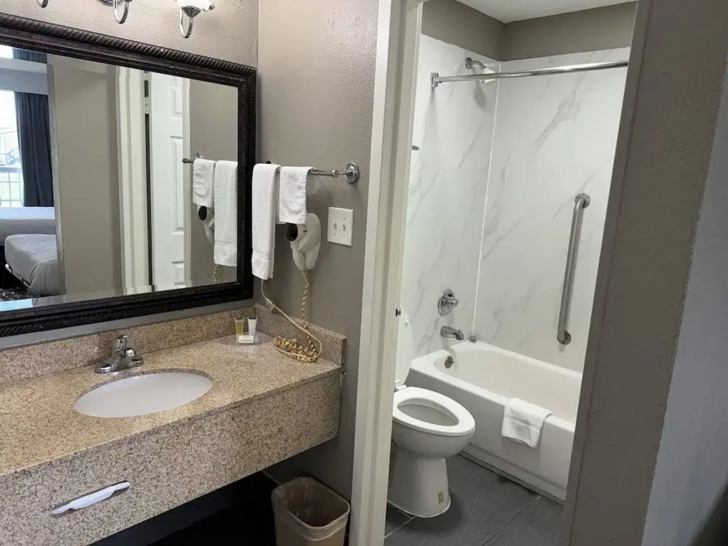 Homegate Inn And Suites Collierville TN