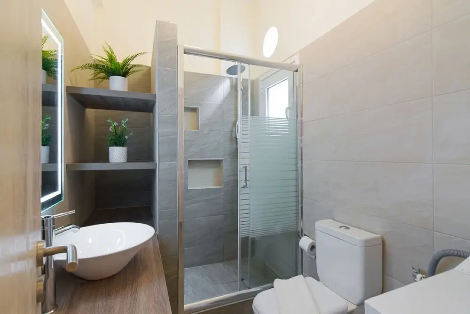 Comfy flat in Cholargos