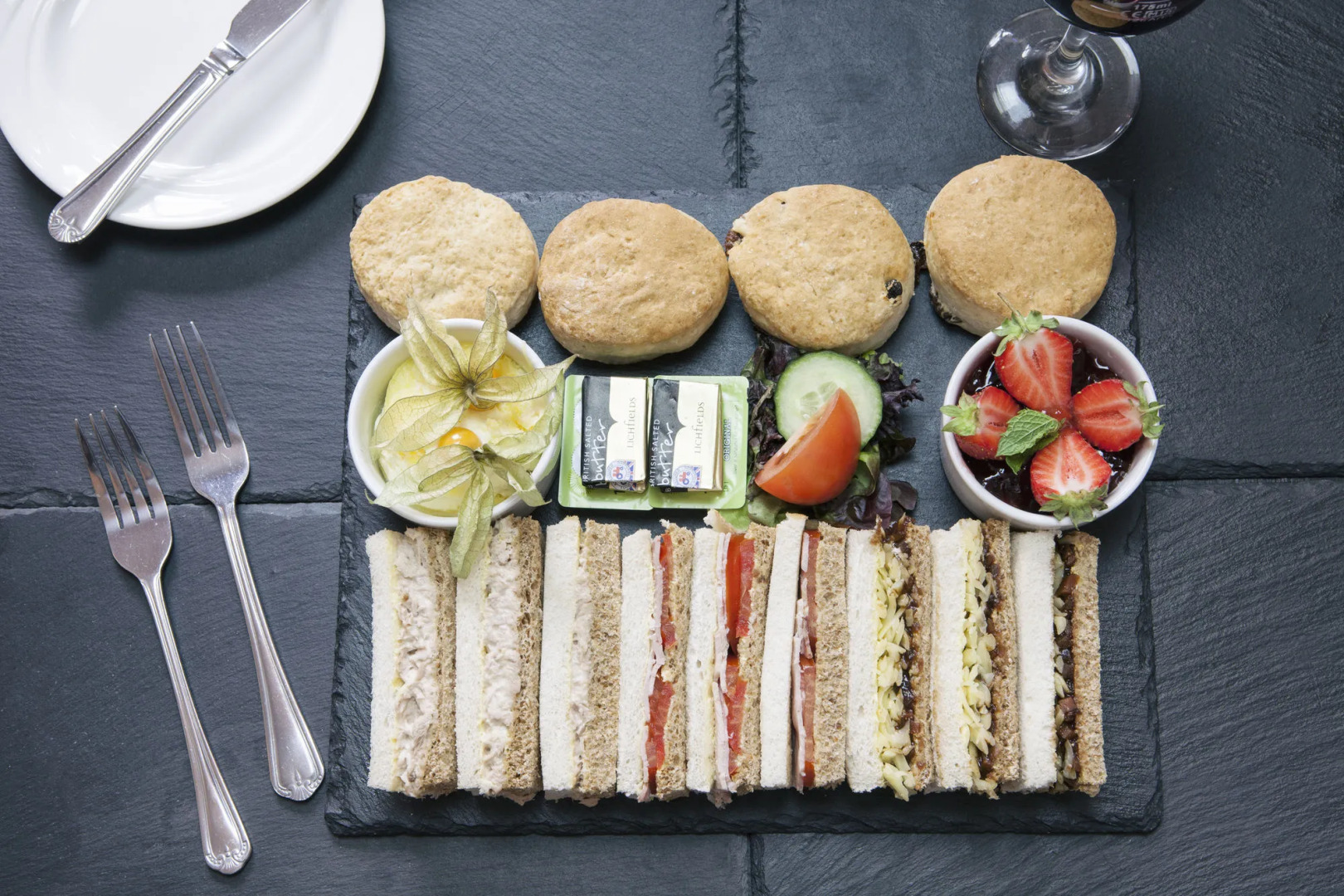 Melville Hall Hotel And Utopia Spa