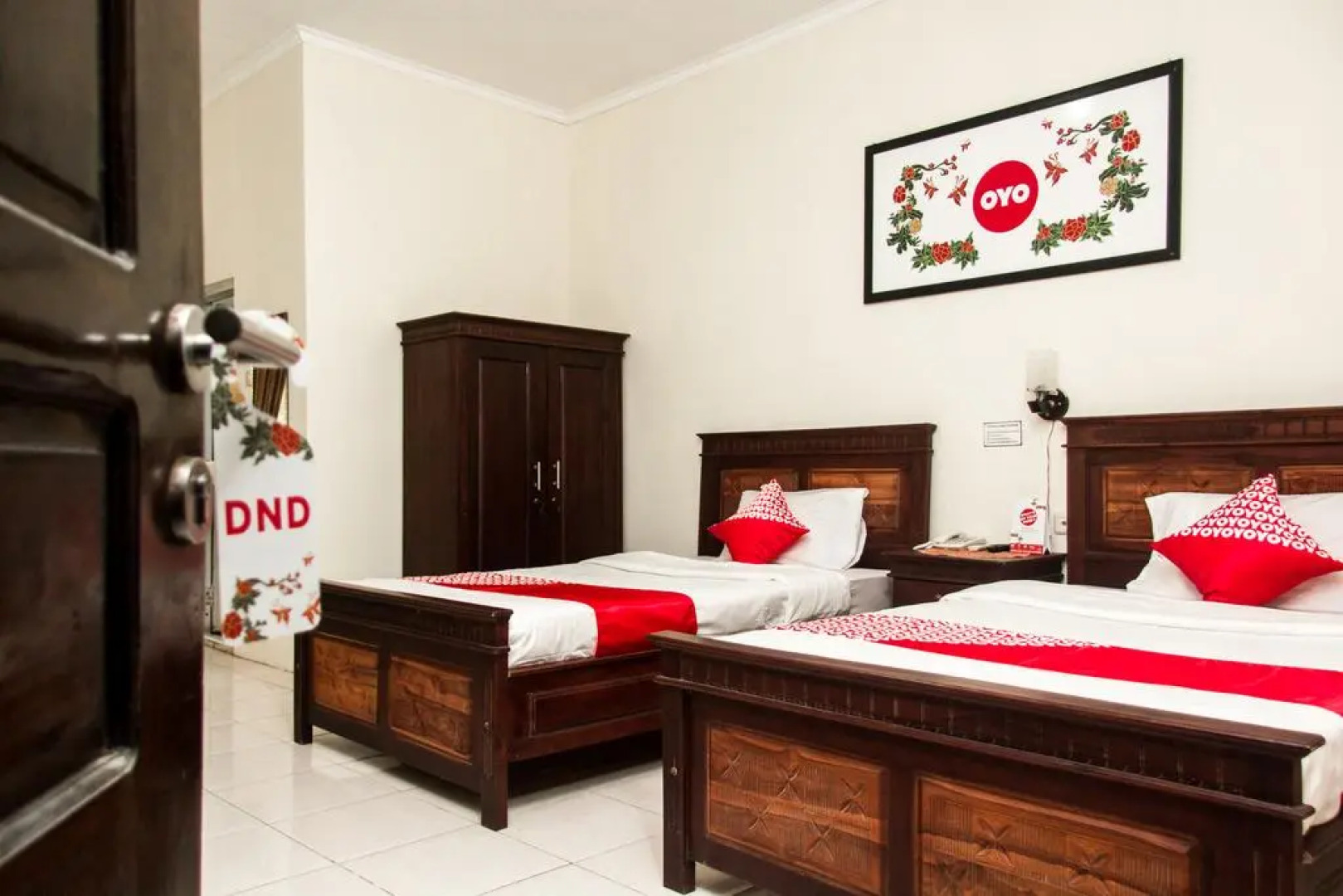 OYO 1069 Hotel New Rajawali