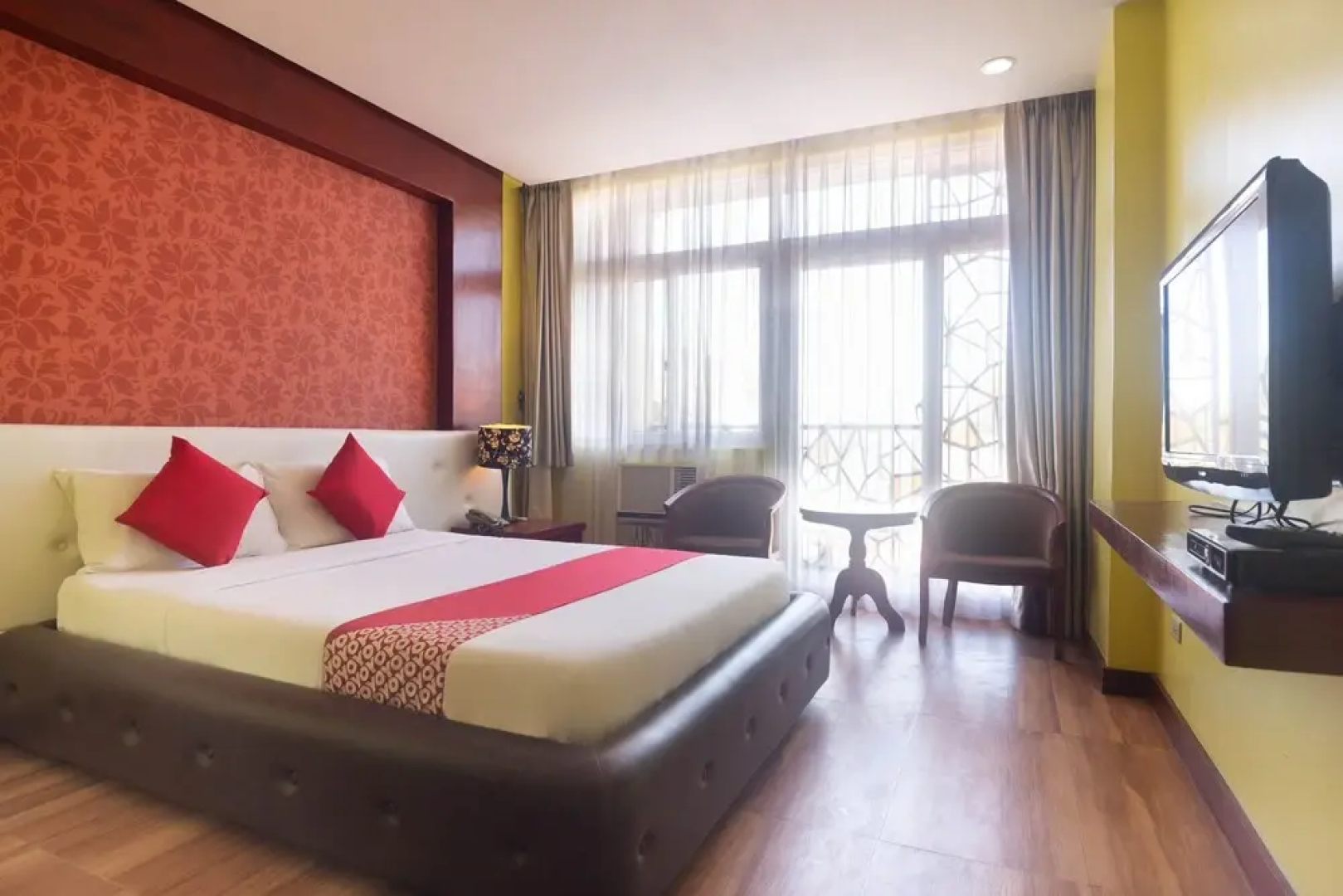 San Remigio Pensionne Suites