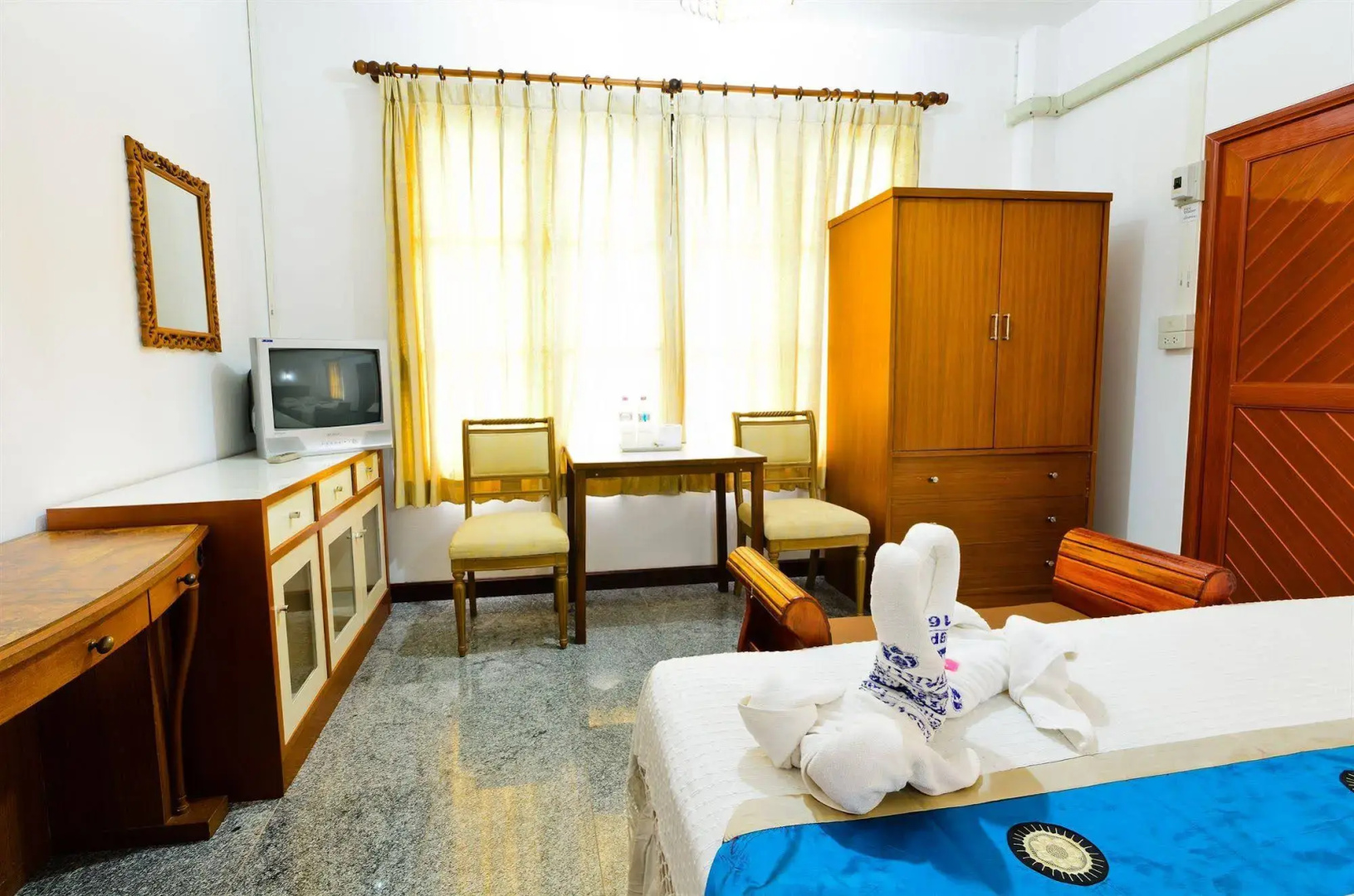 Sananwan Beach B&B