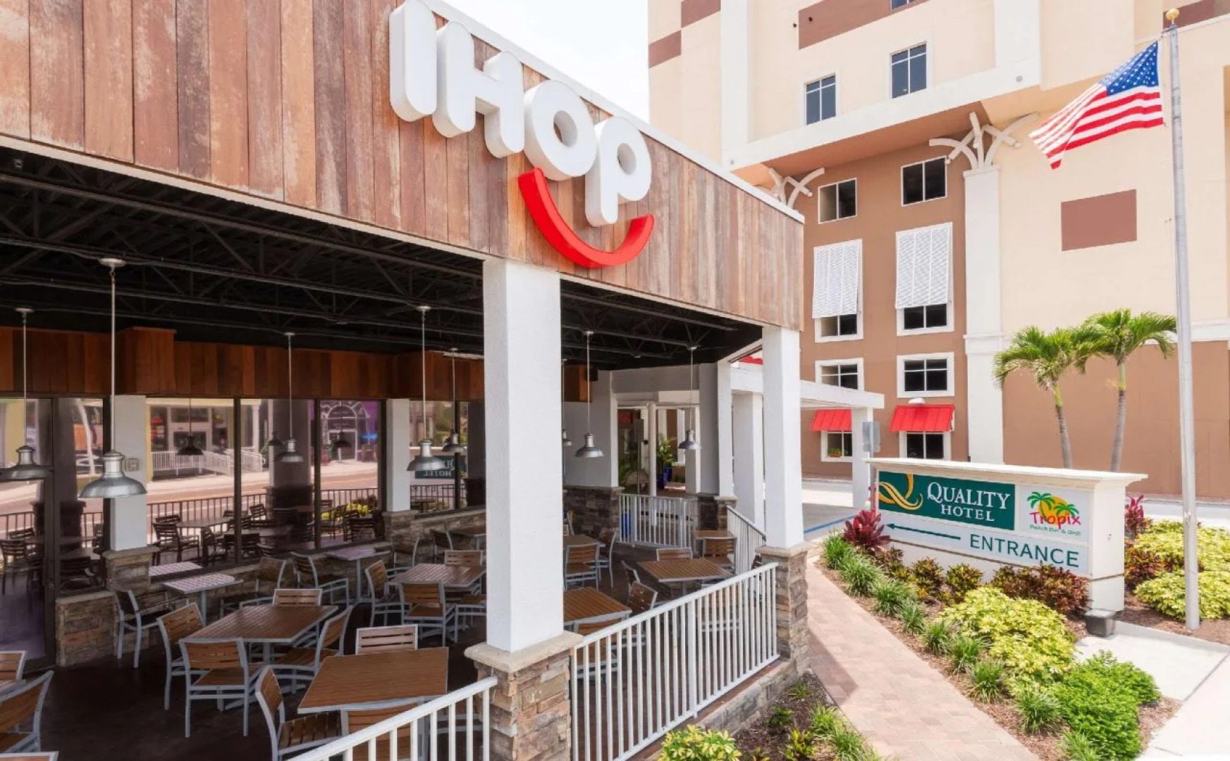 Dolphin Sands Clearwater Beach, an Ascend Collection Hotel