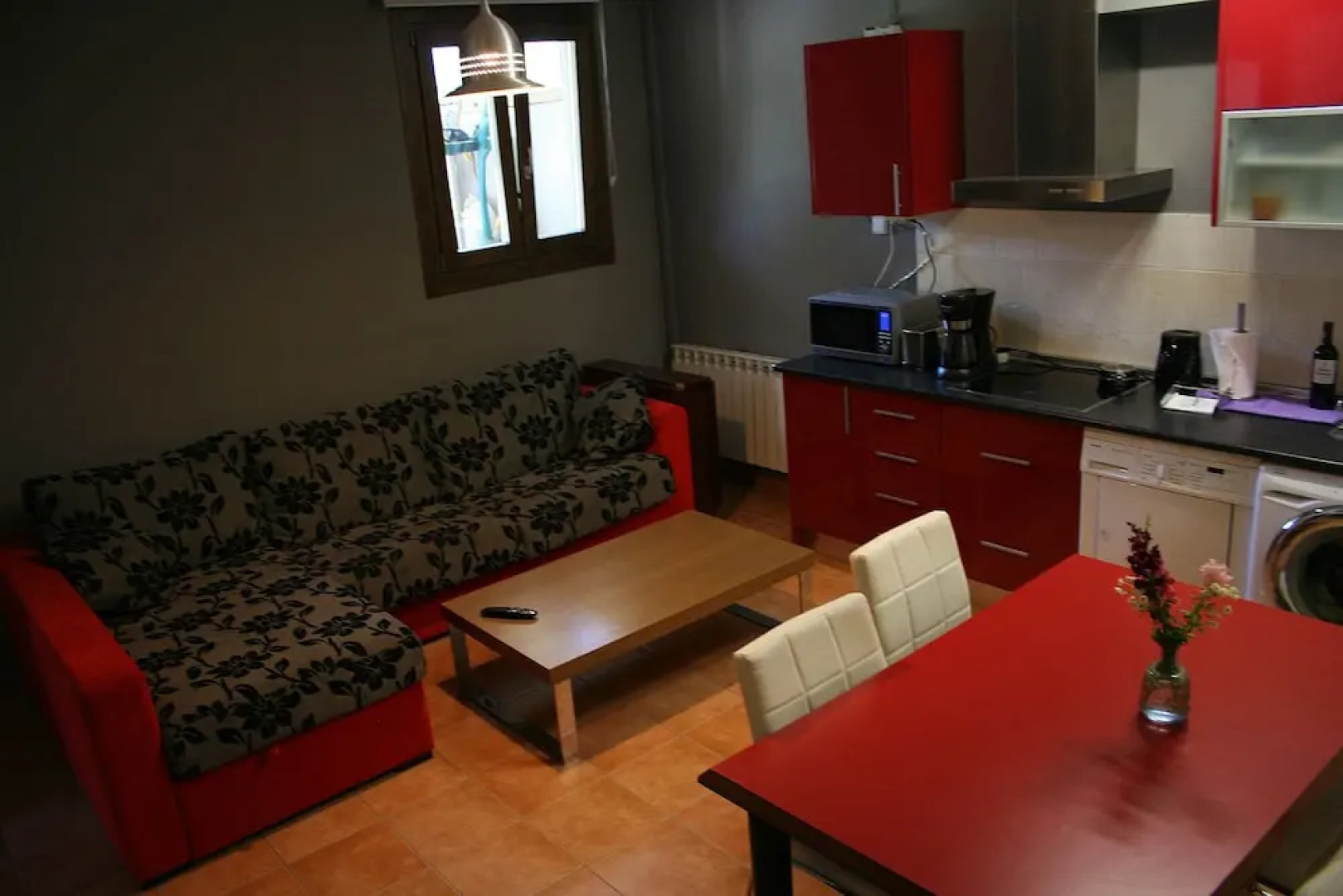 Alojamientos Acá y Allá - Hostel