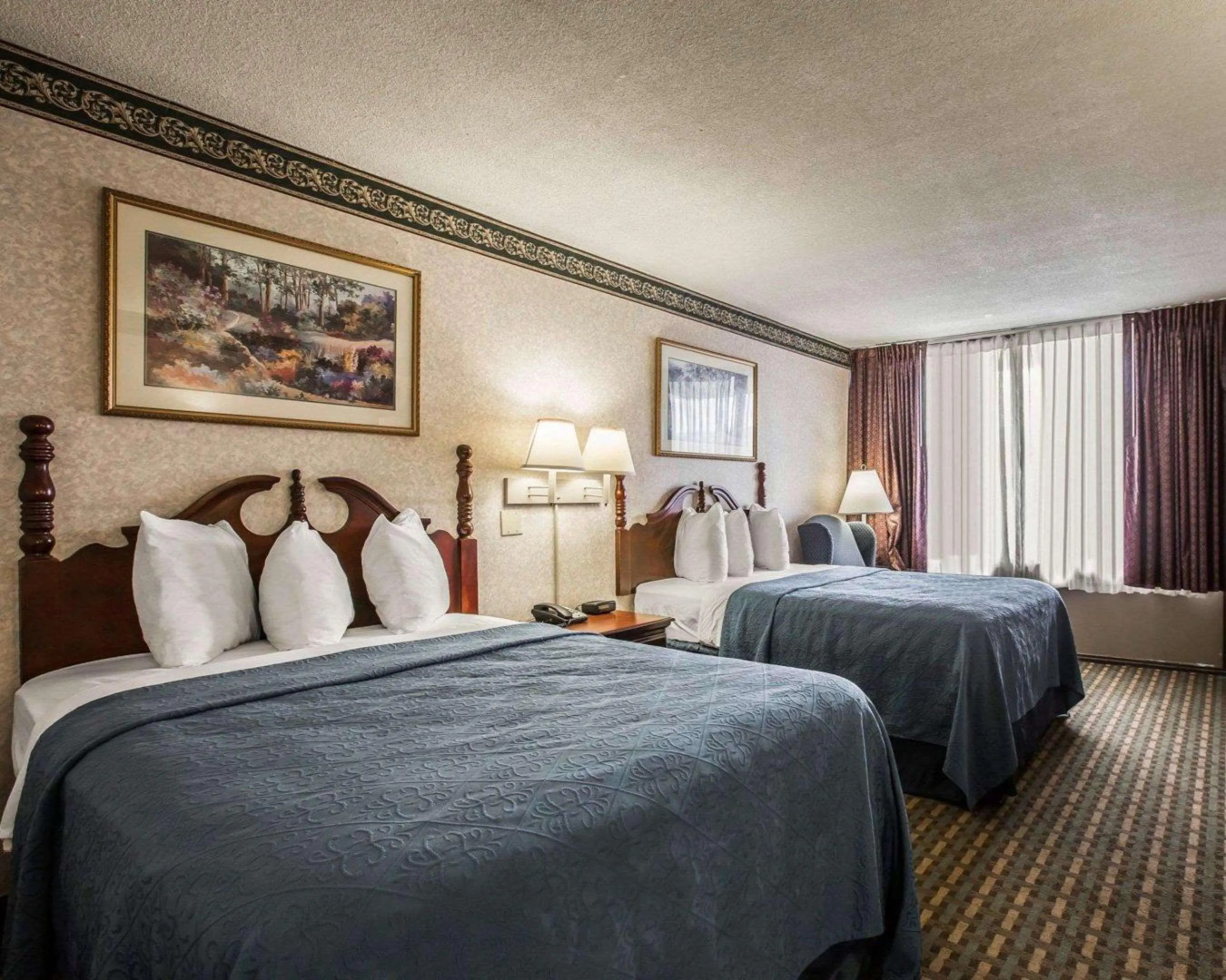 Americas Best Value Inn Pilot Mountain