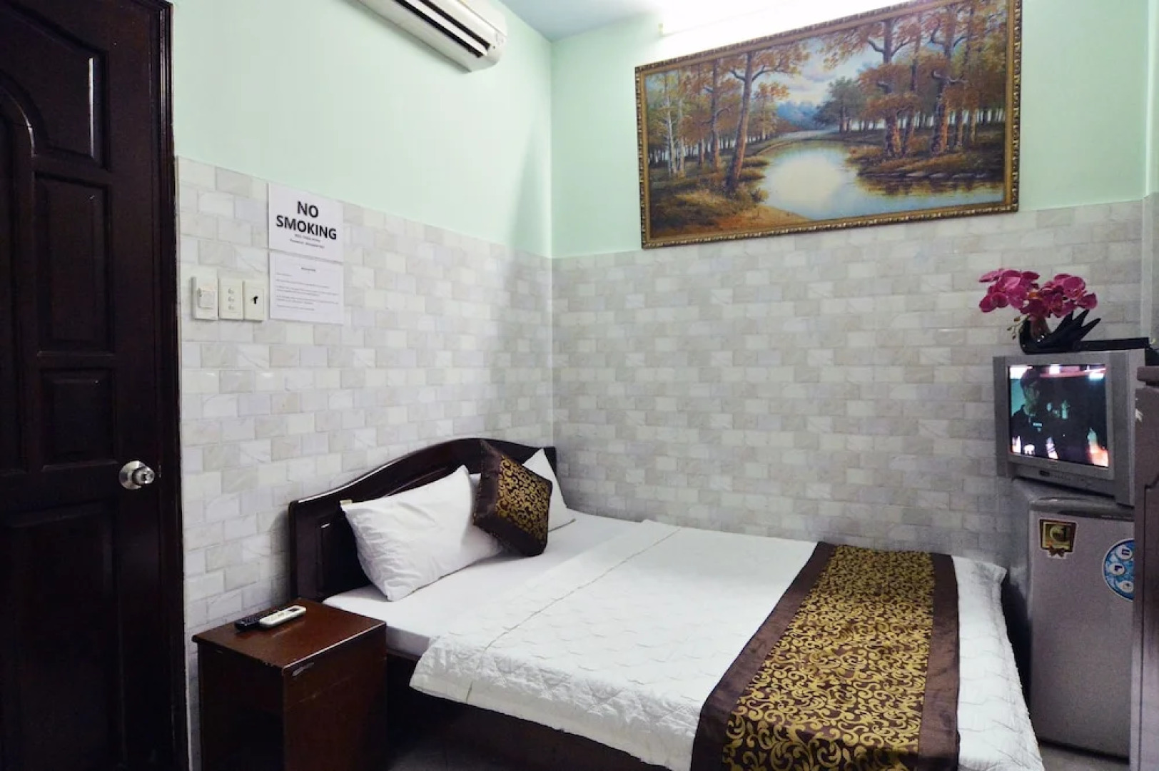 Lamenda Saigon Hotel