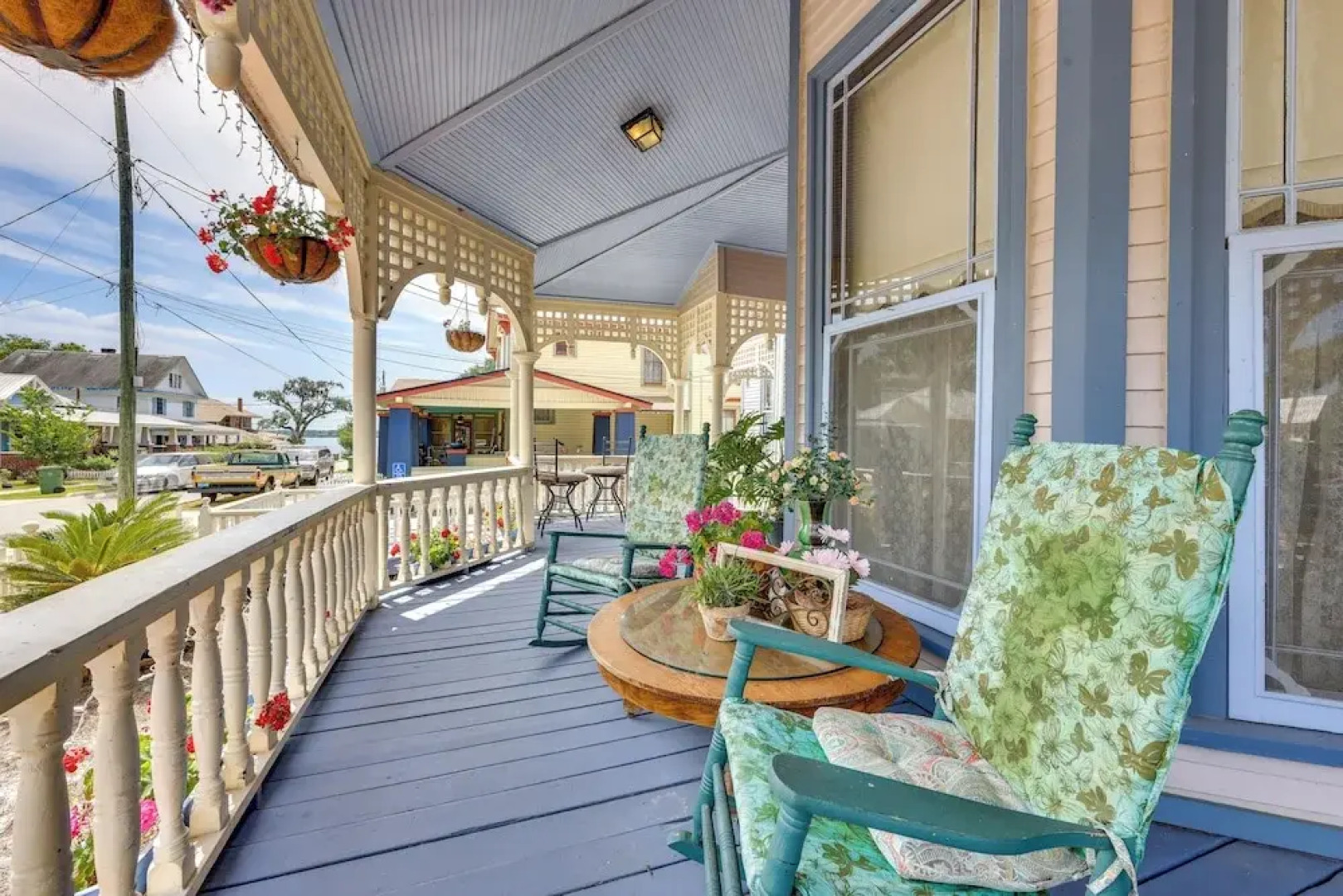 Grand Gables: Home 1 Block to St Johns River