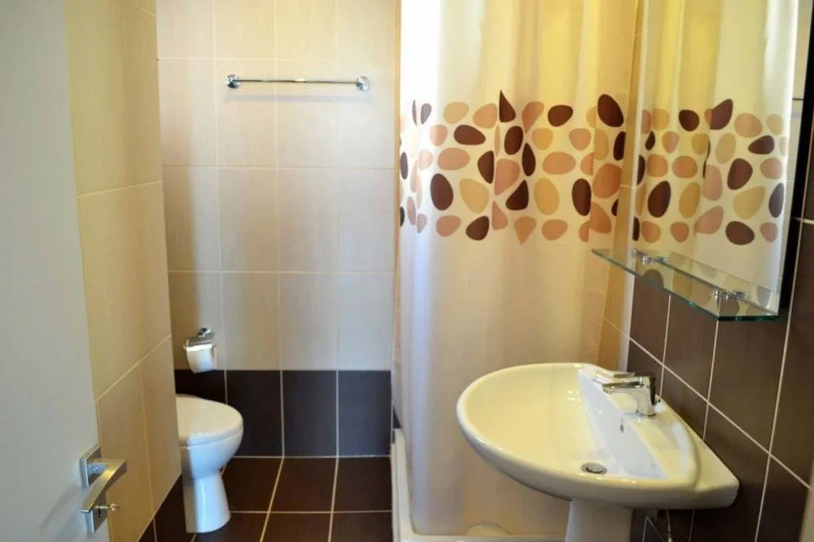 Nadia's Studios & Apartments