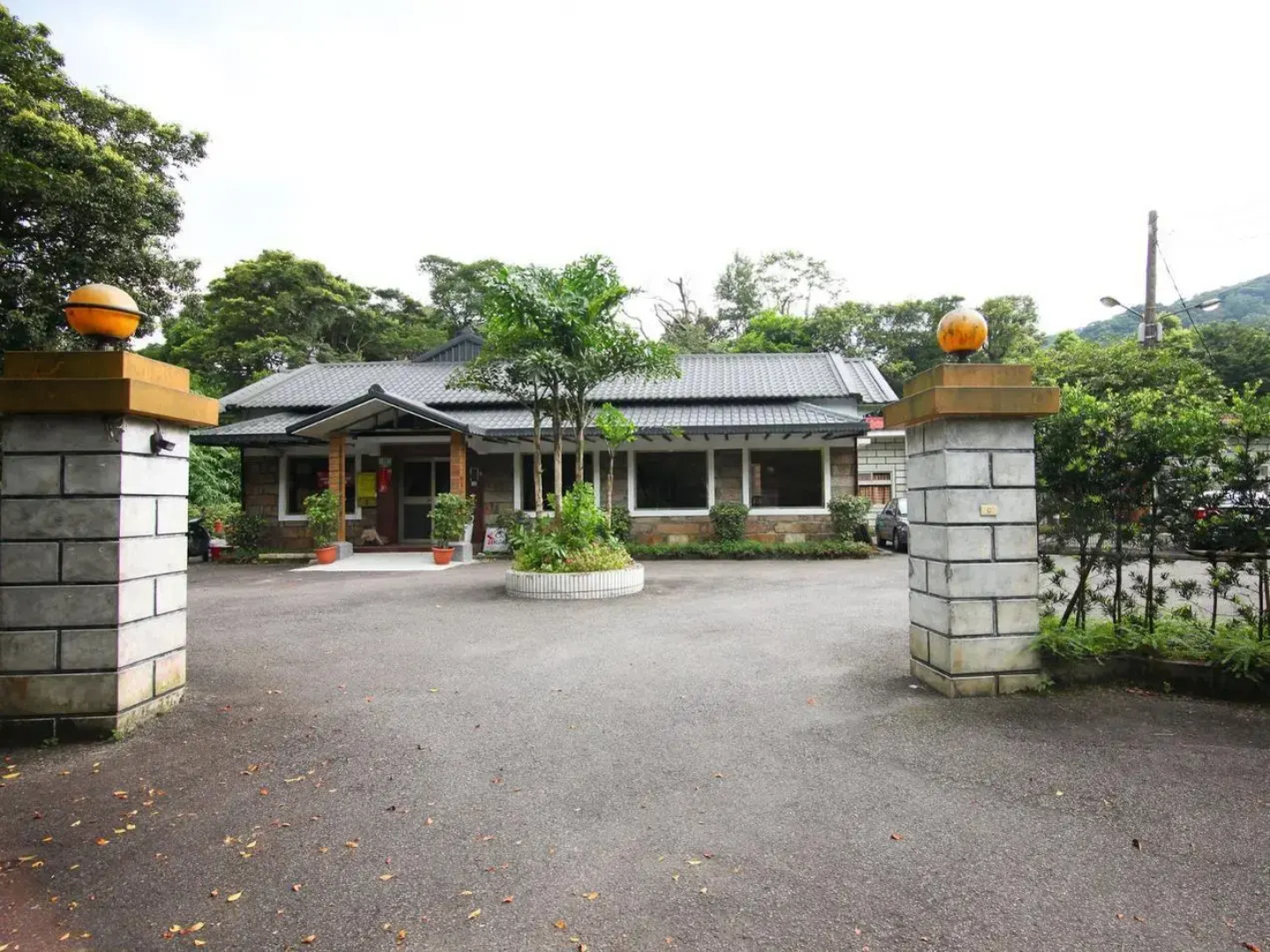 Taiwan Reishi Expert Bed and Breakfast