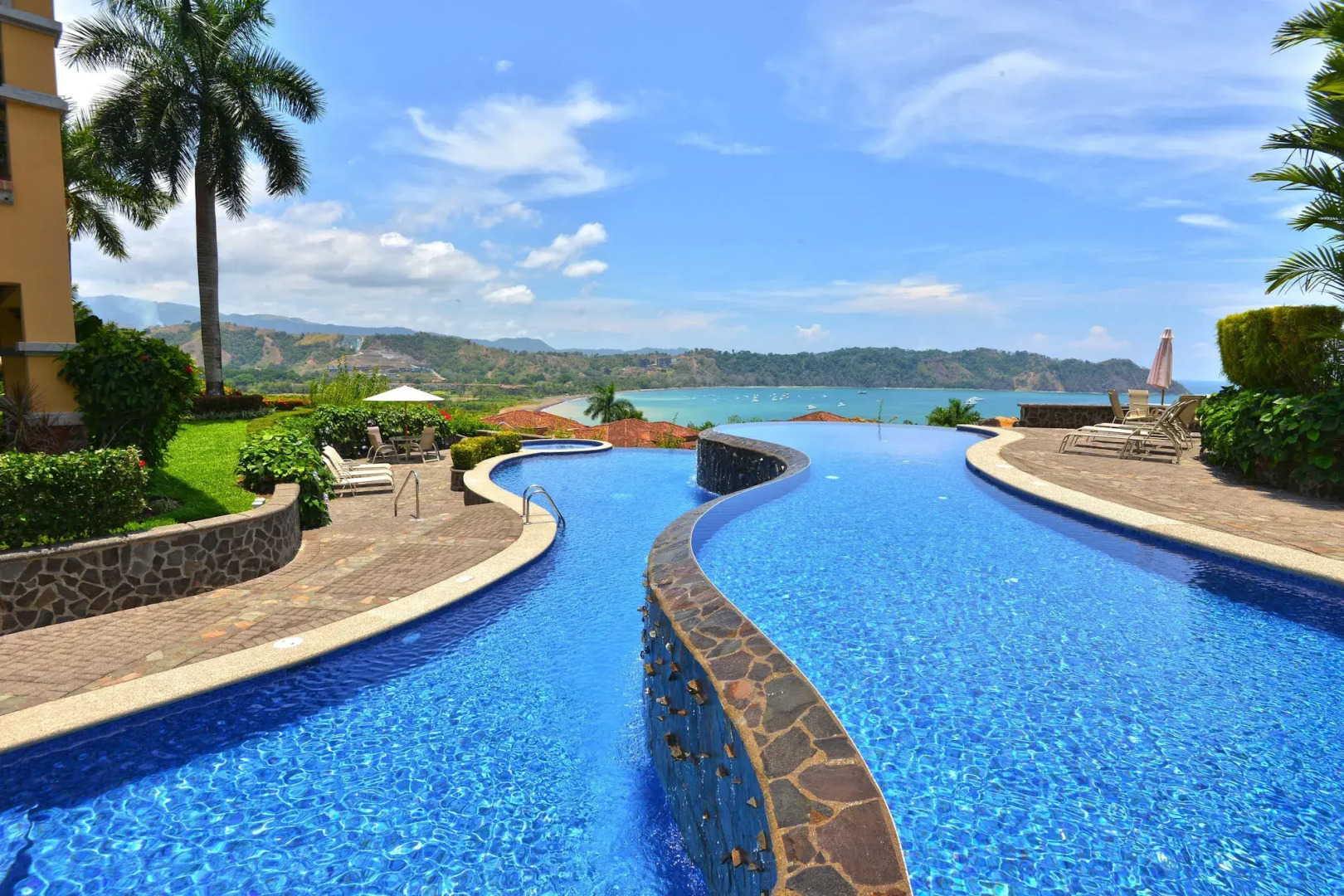 HRG Condos at Los Sueños