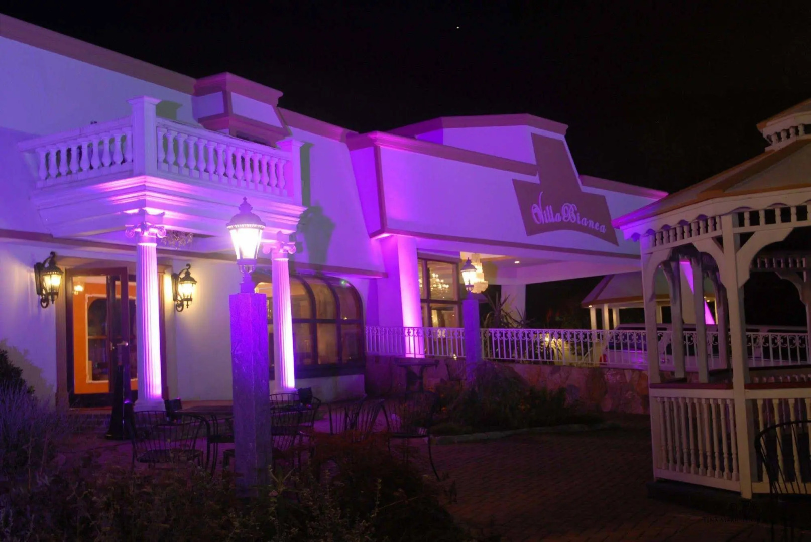 Villa On The River Inn