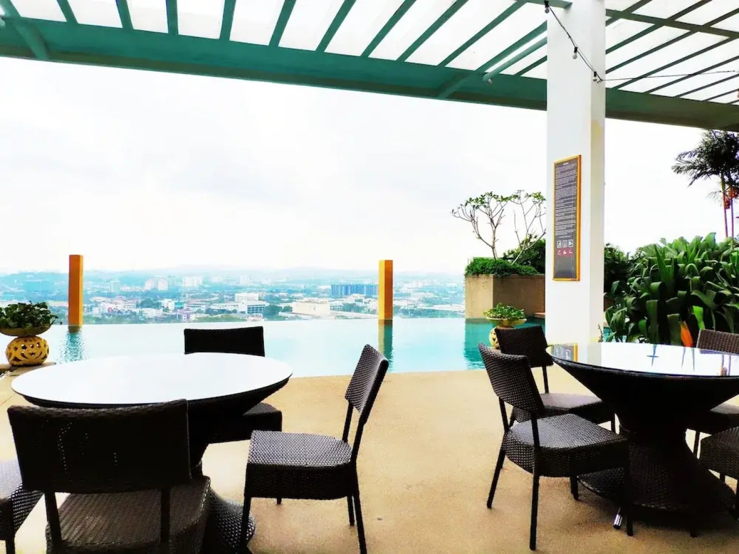 Subang Loft, 5 pax, 3 min to Subang Parade