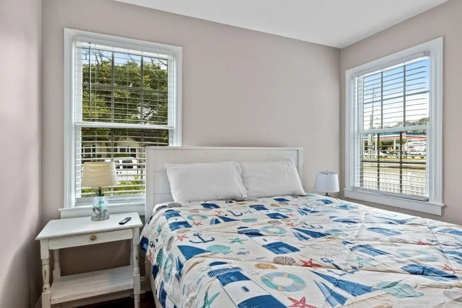 The Anchor Cottage 3 Bedroom Home by RedAwning