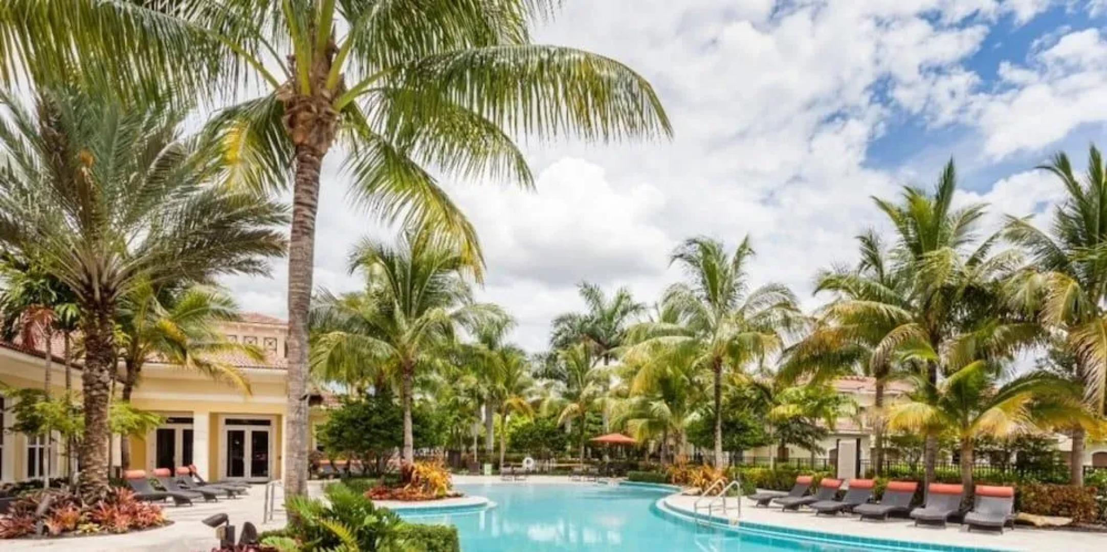 Landing Modern Apartment With Amazing Amenities Id5223