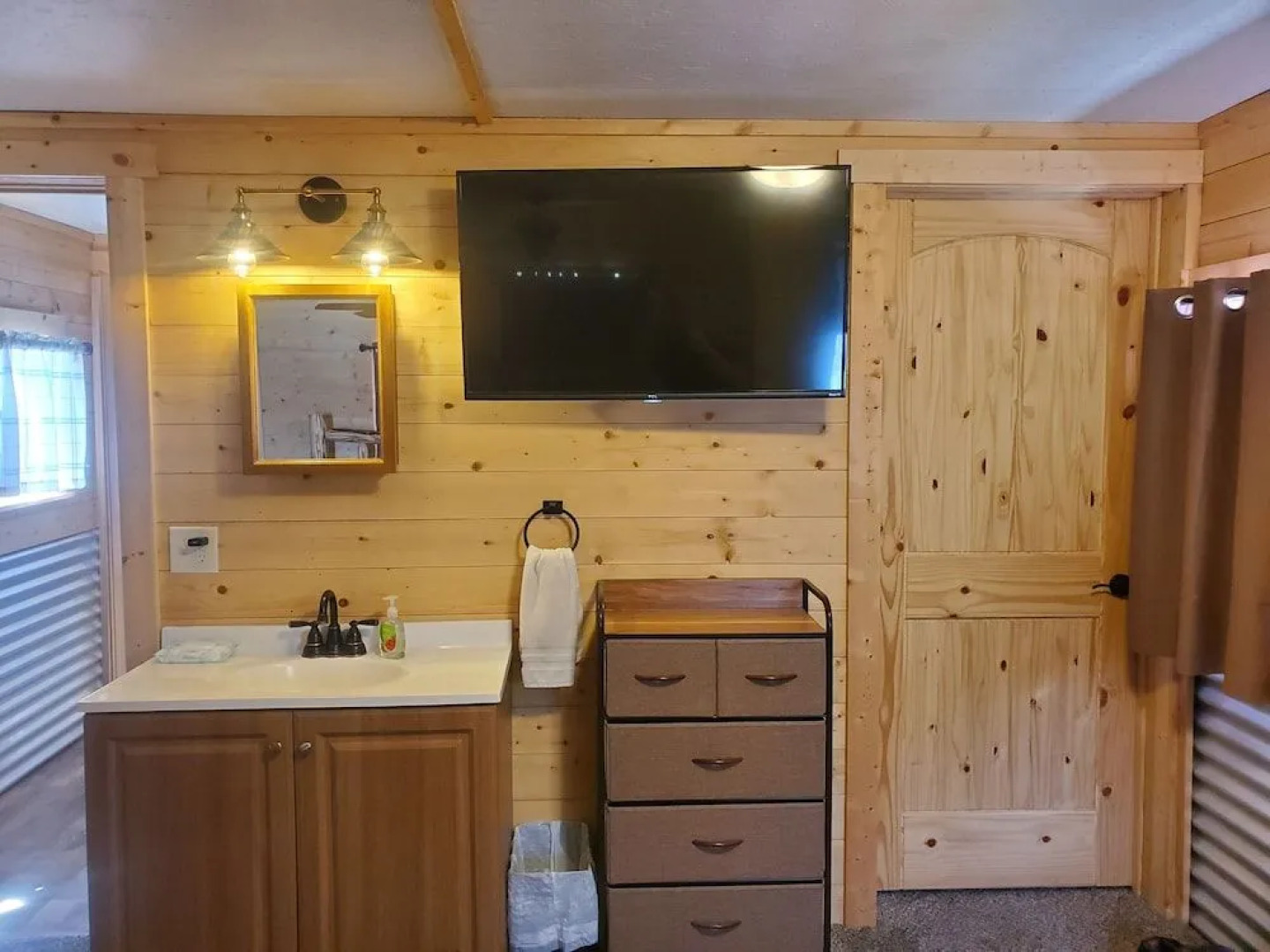 Glacier Acres Guest Ranch