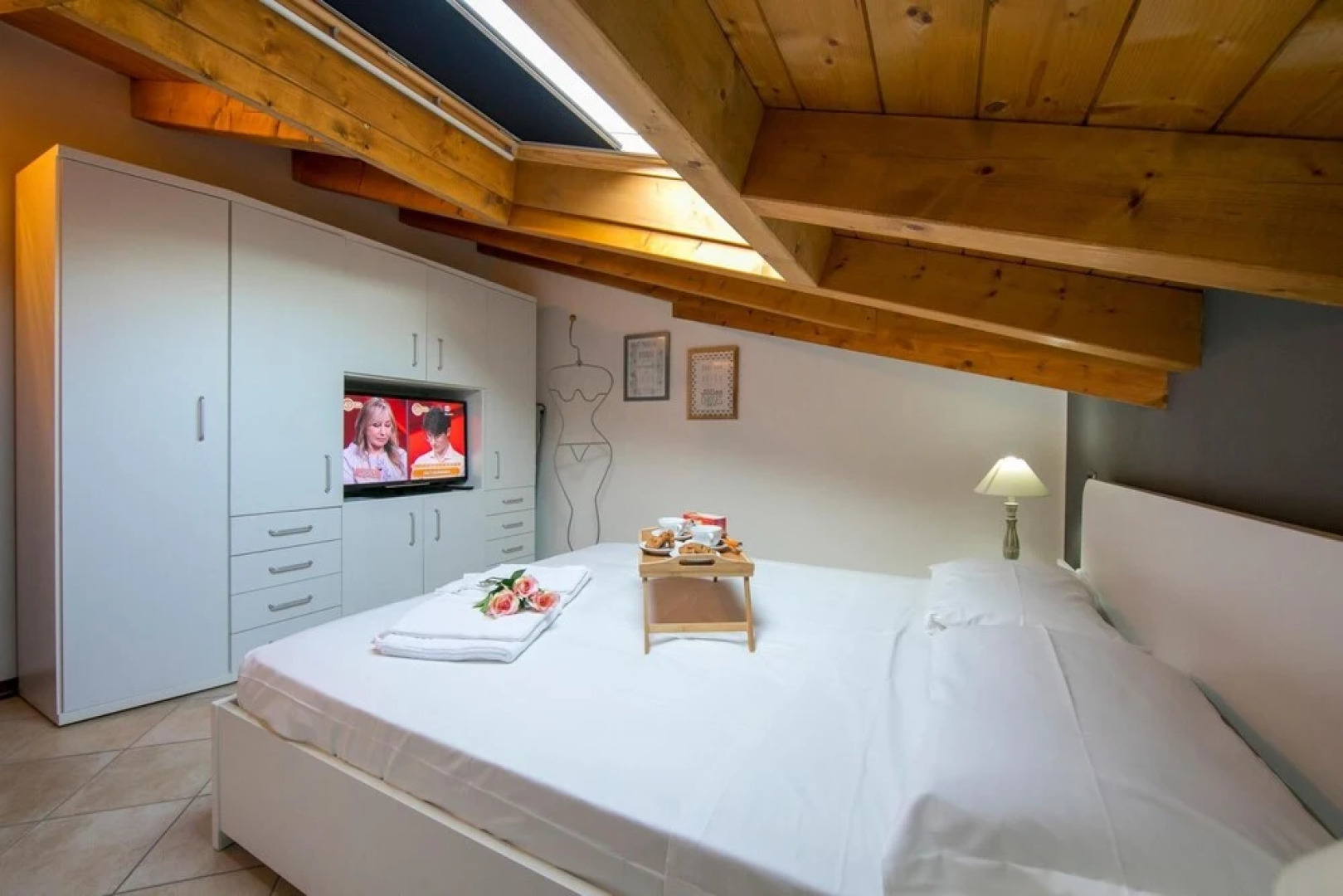 Amazing Gaia Le Palme Pool Lake View