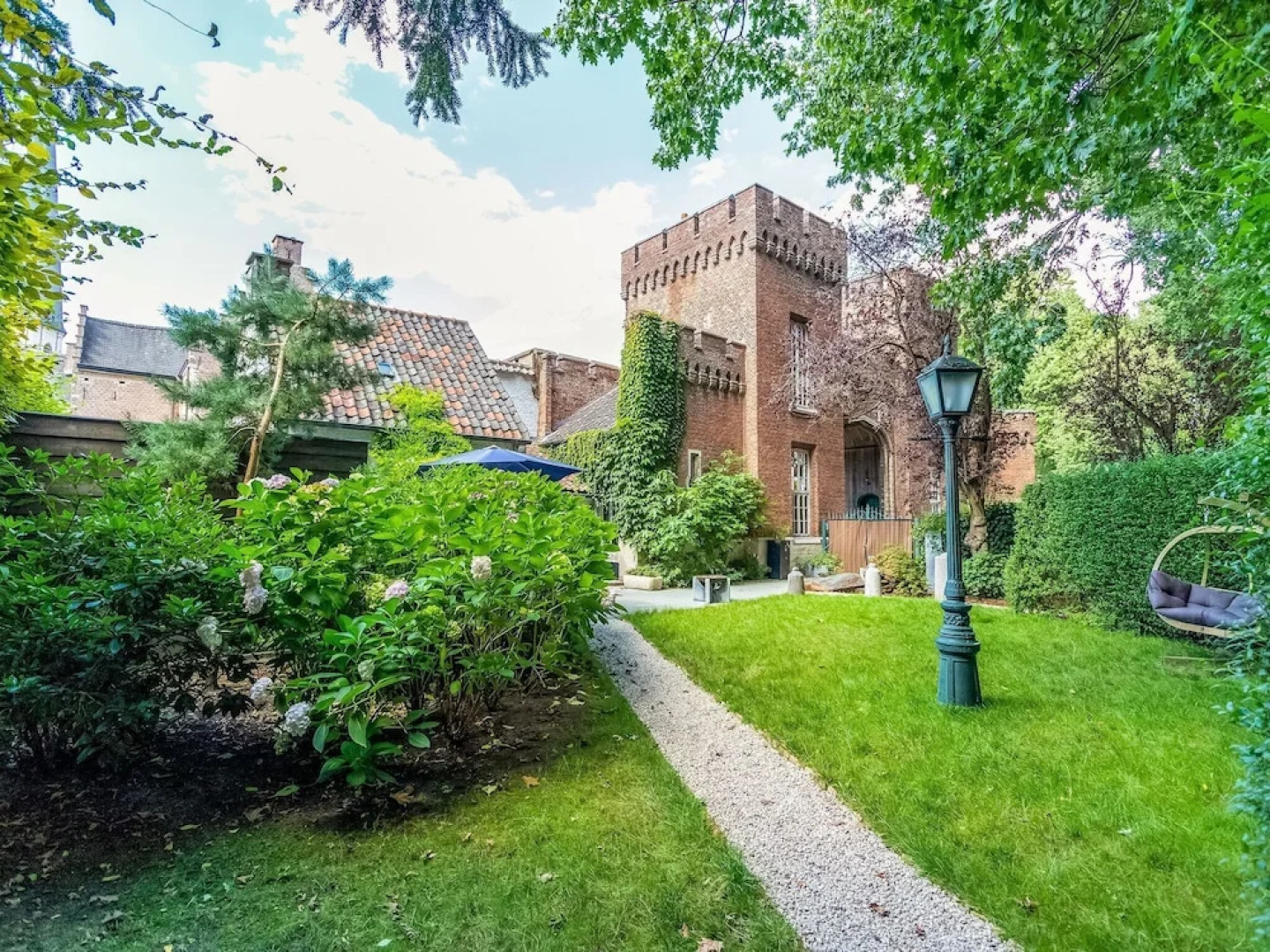 Boutique Holiday Home in Kruibeke with Garden