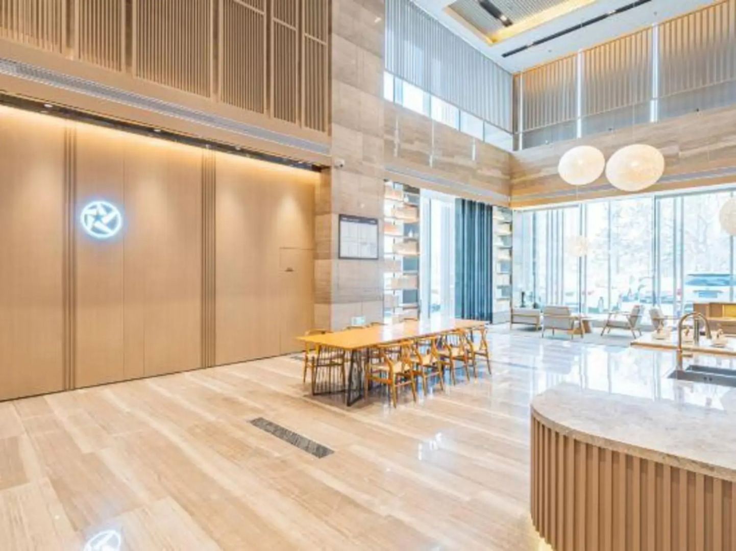 Starway Hotel (Changji Dongfang Plaza)