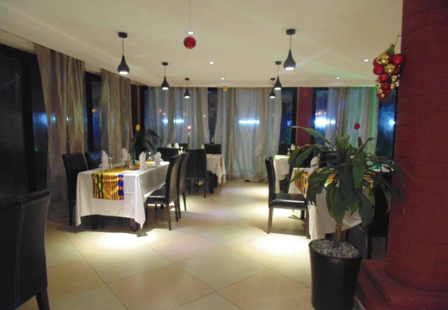 Gestone Hotel & Restaurant