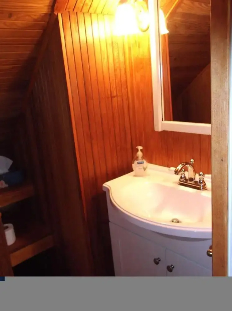 Cozy Cottage by the Sea - Y672