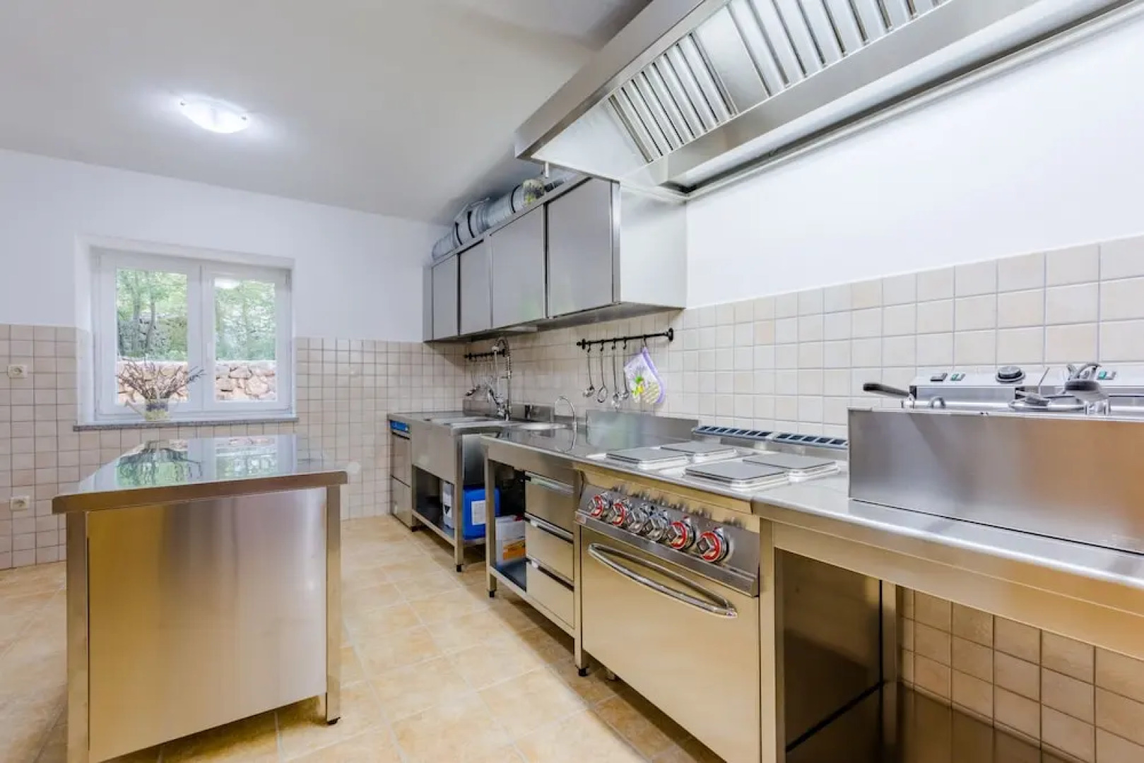 Holiday Home Flying Stars