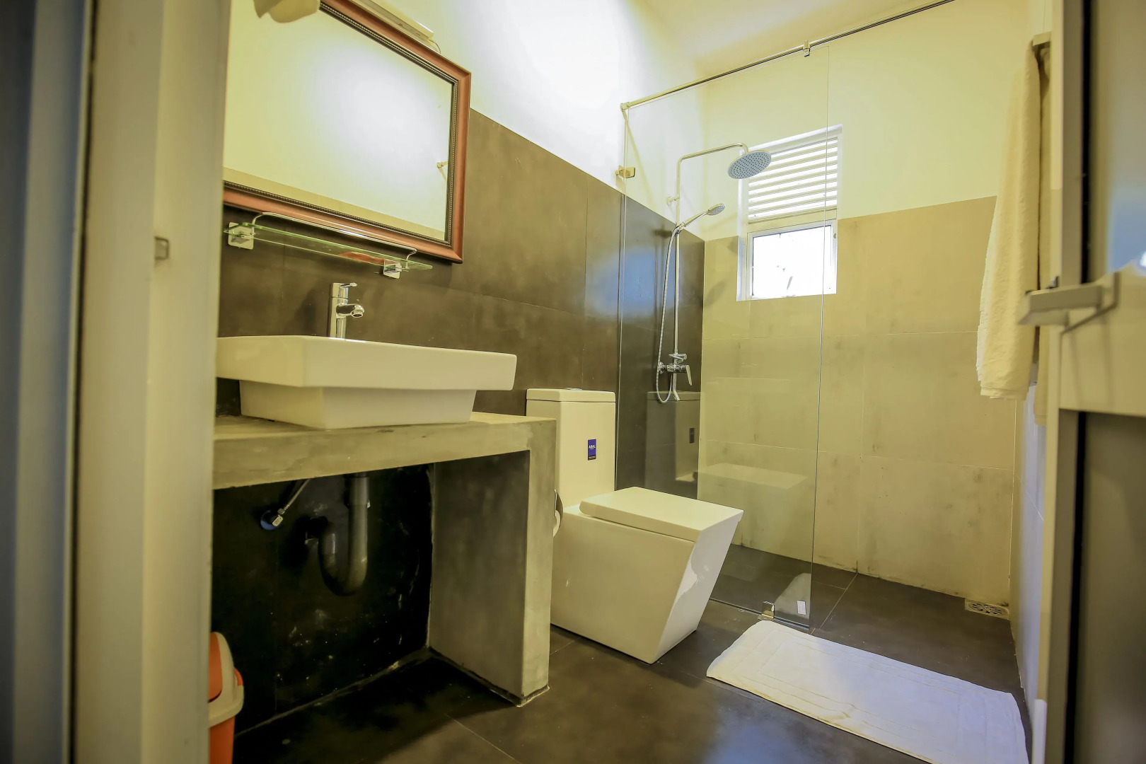 Grand Rockland Hotel