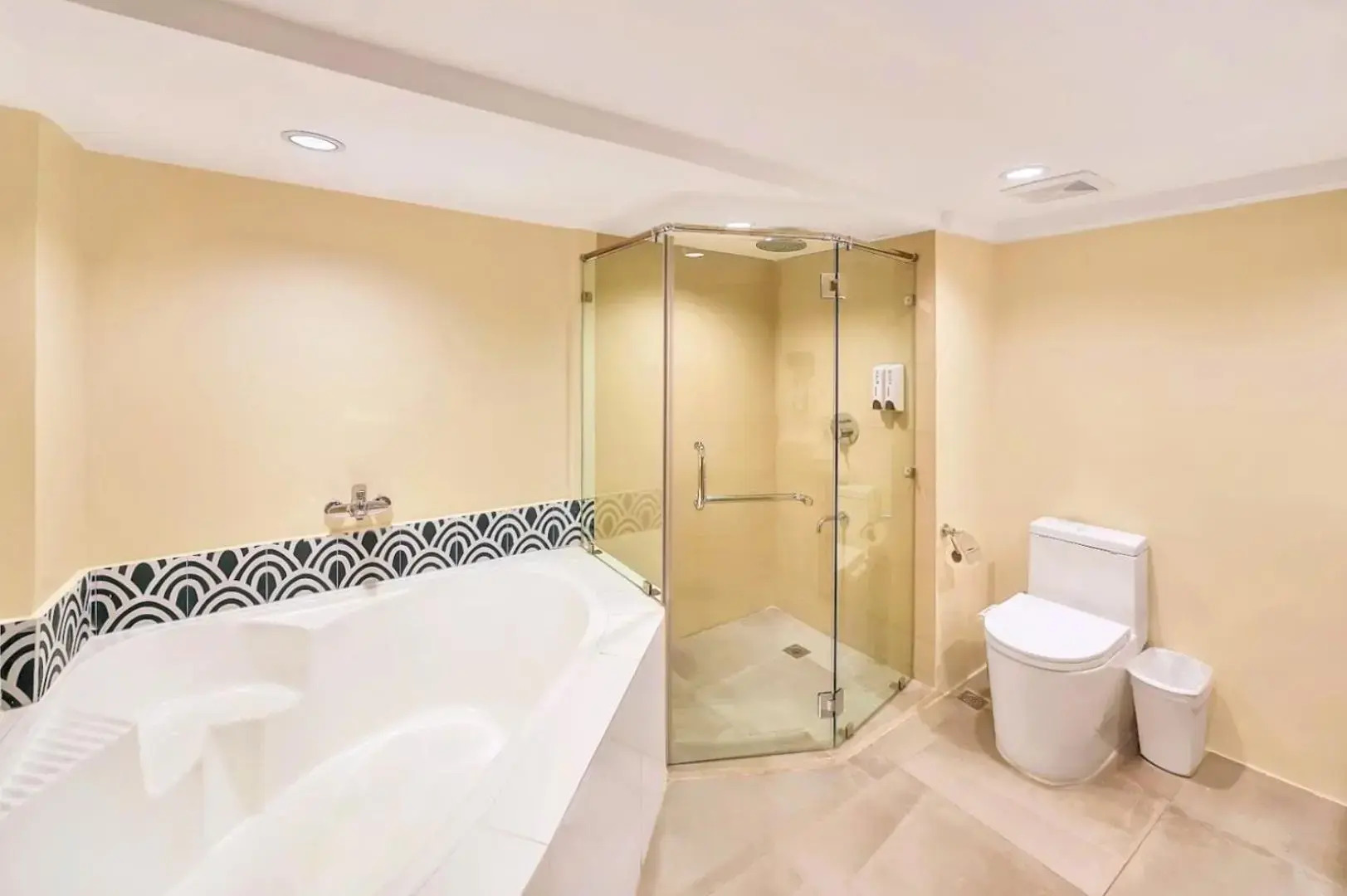 Whiterock Beach Hotel + Waterpark