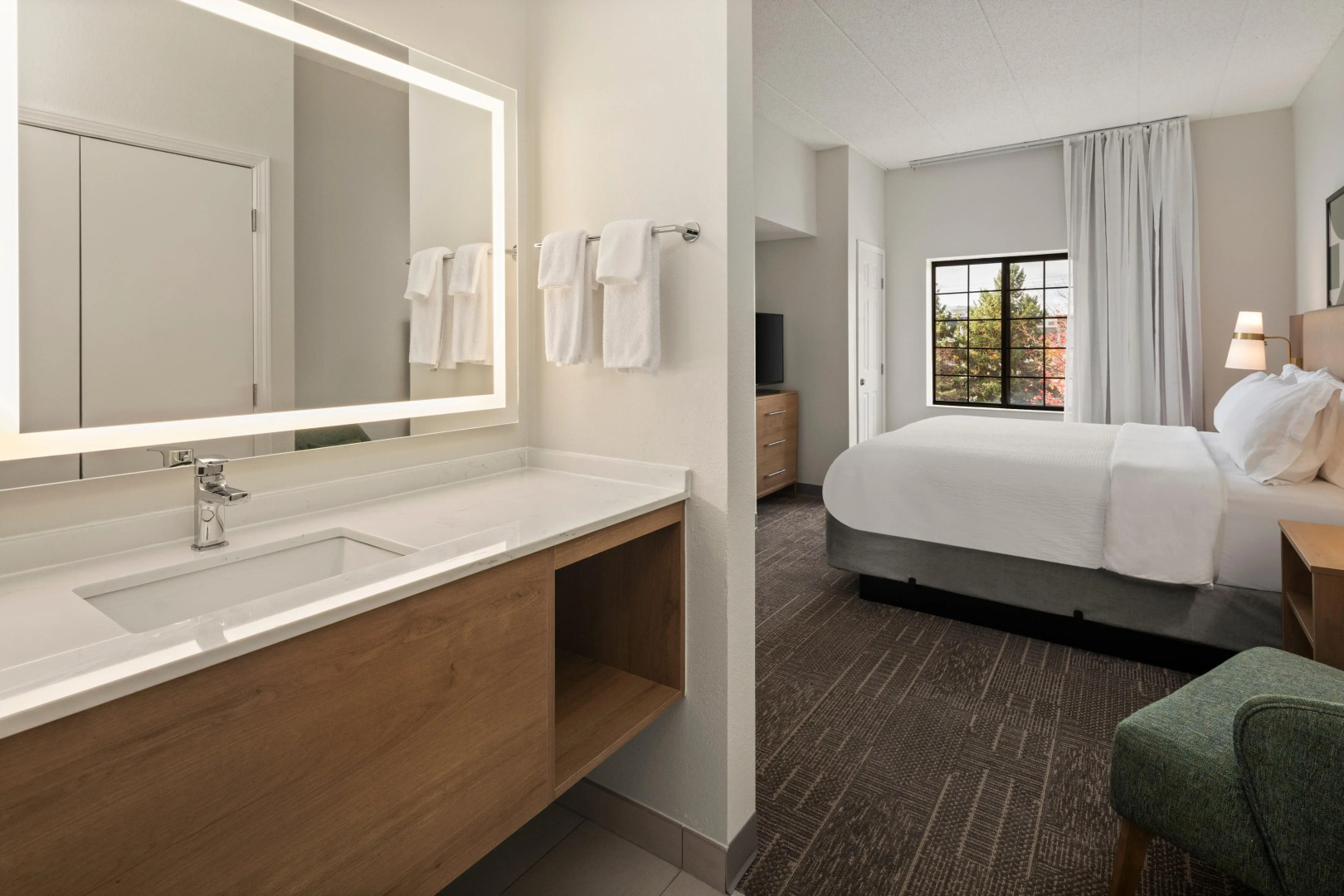 Staybridge Suites Minneapolis-Bloomington by IHG