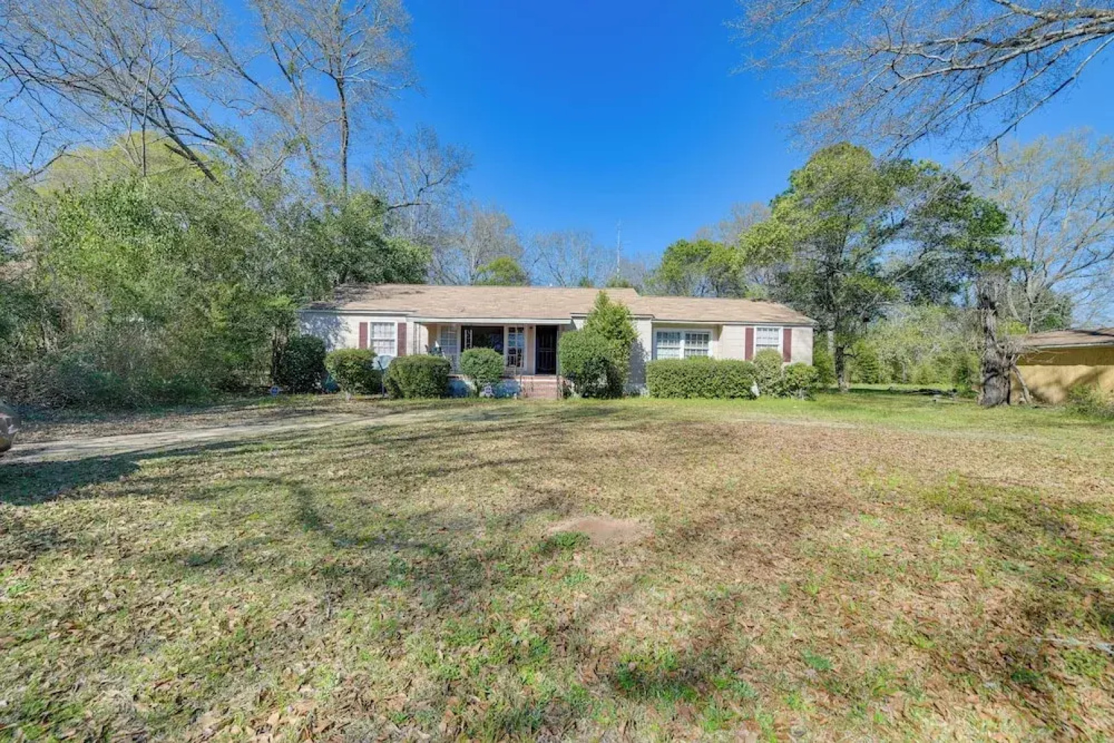 Spacious Retreat, 2 Miles to Tuskegee University