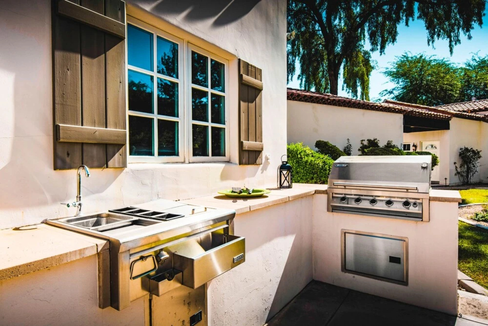 Catalina by Avantstay | Private Grand Estate - Backyard & Pool