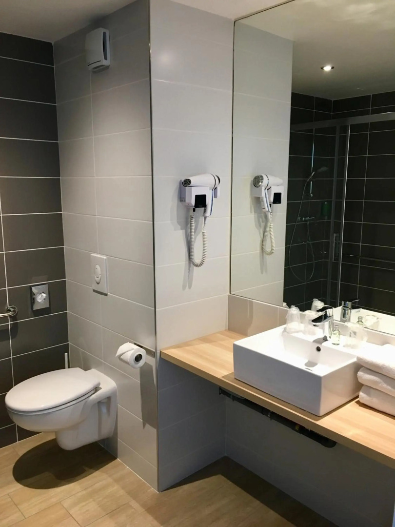 Brit Hotel Martigues Nord