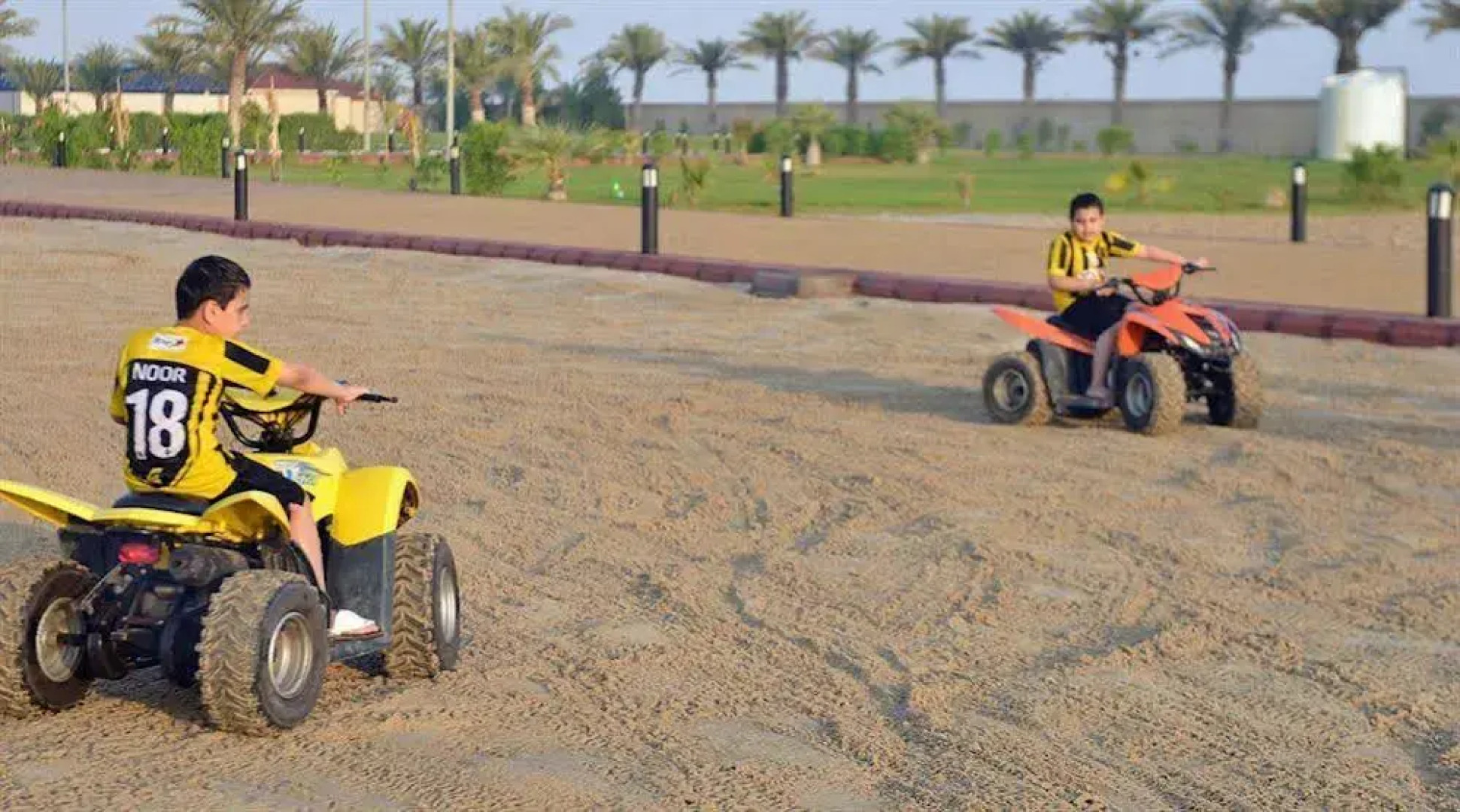 Boudl Half Moon Resort