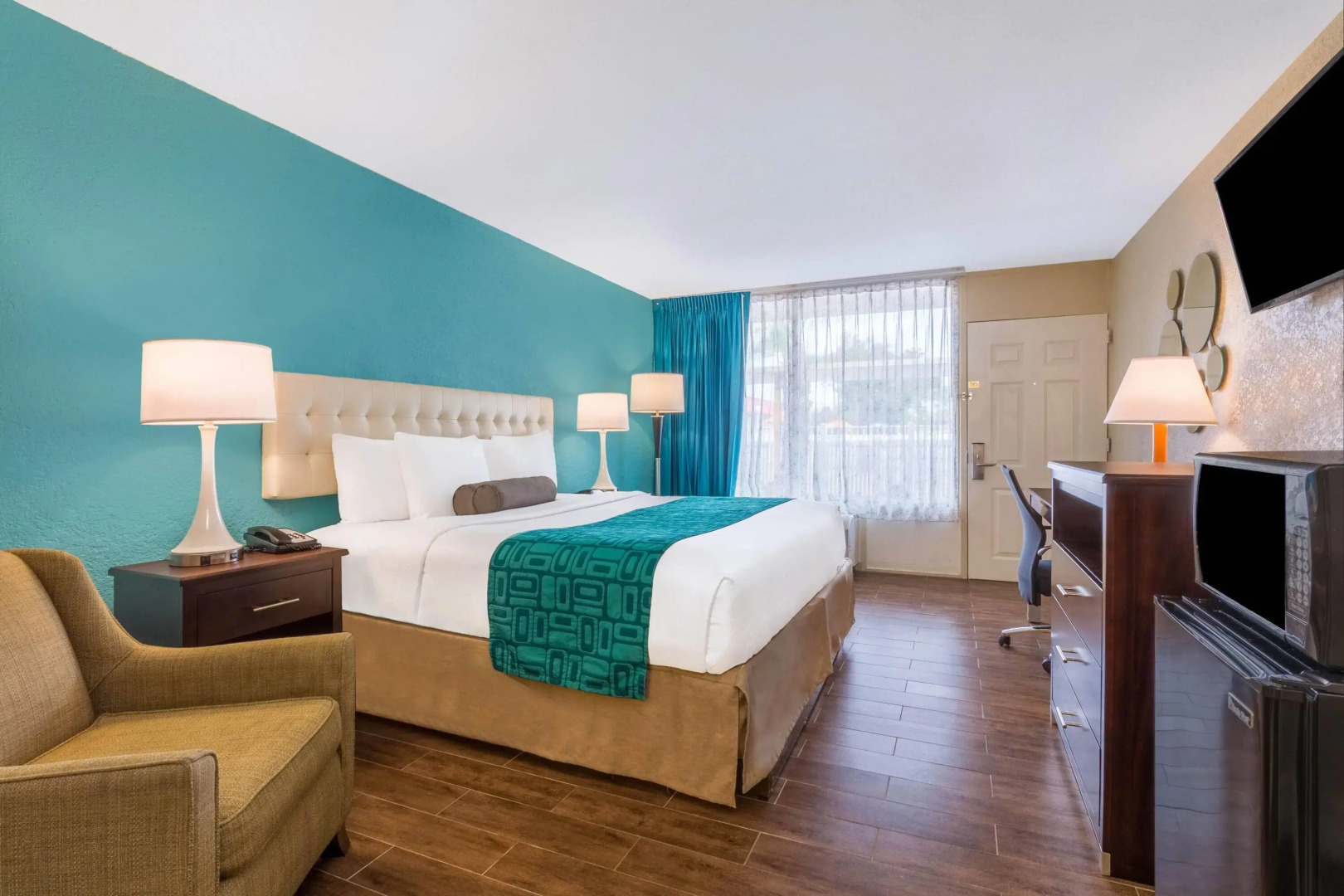 Howard Johnson by Wyndham Lakeland