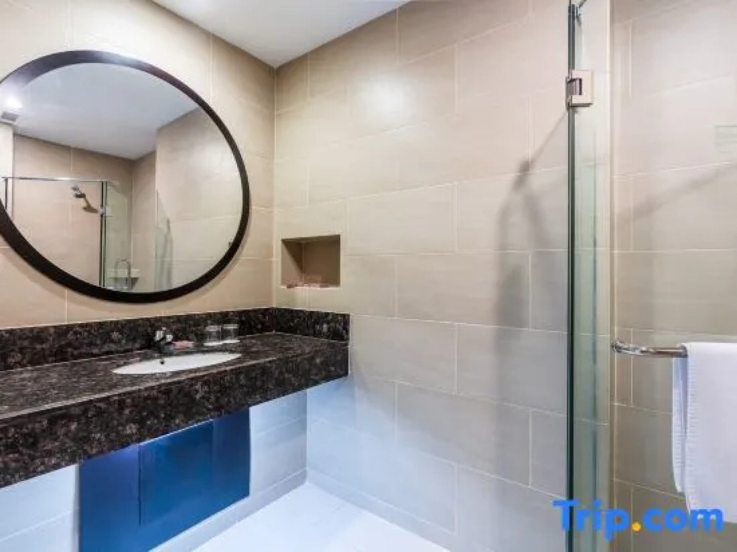 Hock Lee Hotel & Residences