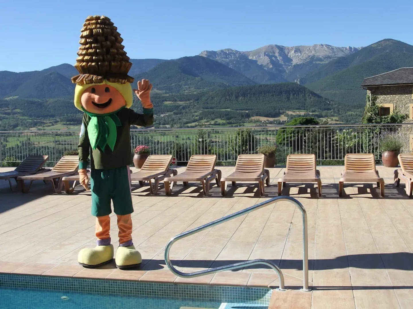 Cozy Bungalow With a Fireplace in the Middle of the Pyrenees