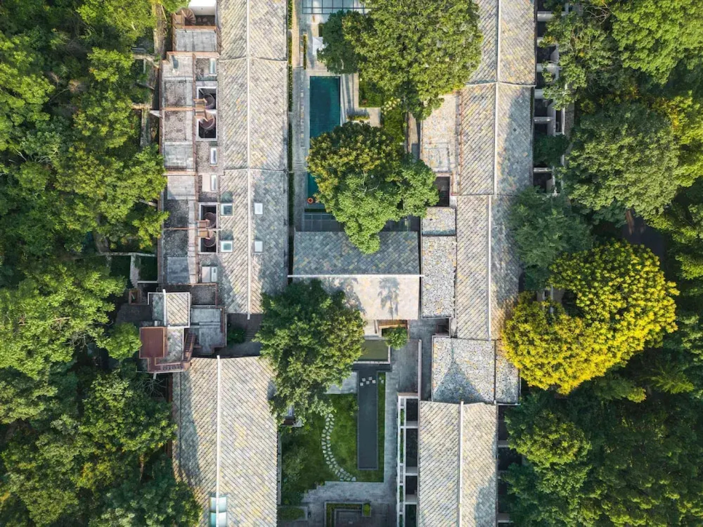 Yaojia Waterfall Village Resort