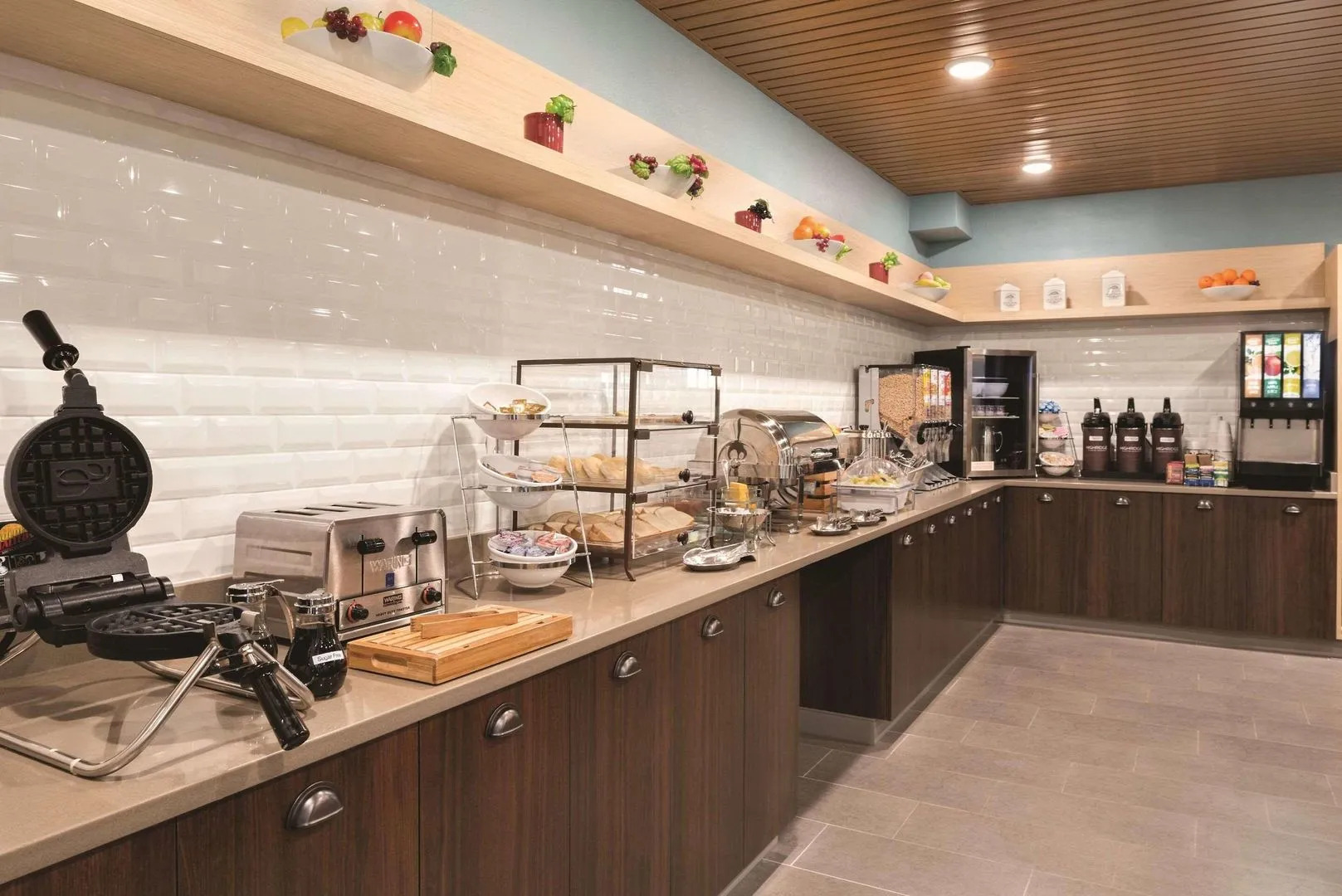 Country Inn & Suites by Radisson, La Crosse, WI