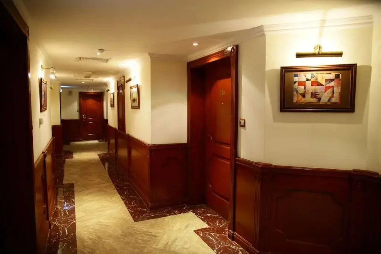 Bahrain Carlton Hotel