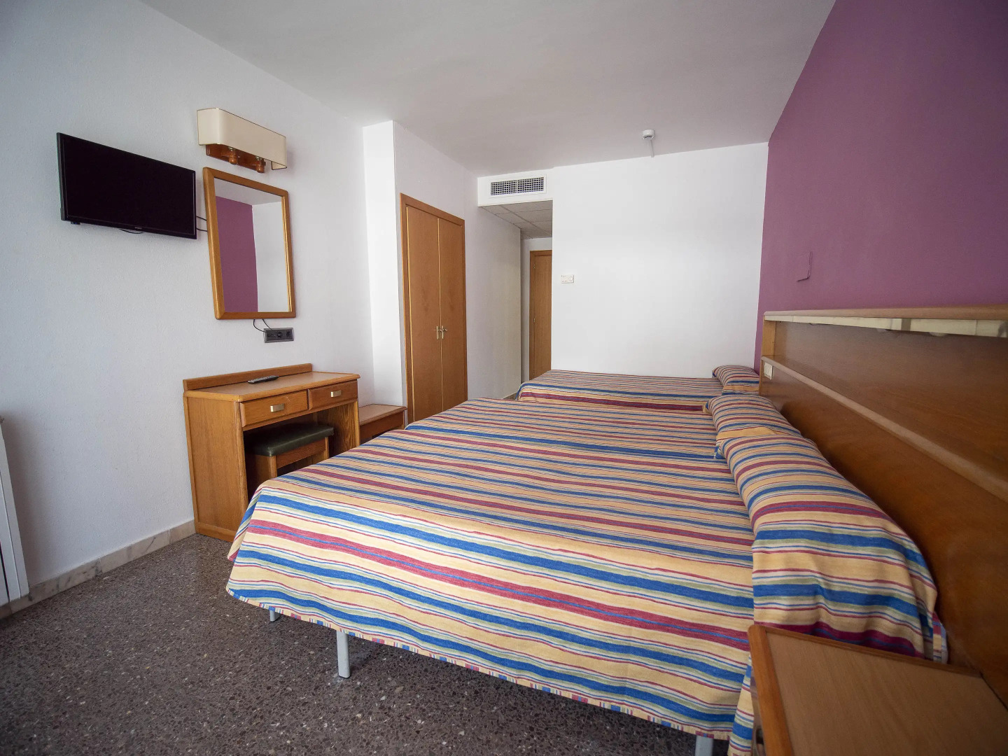 Отель Don Juan Tossa