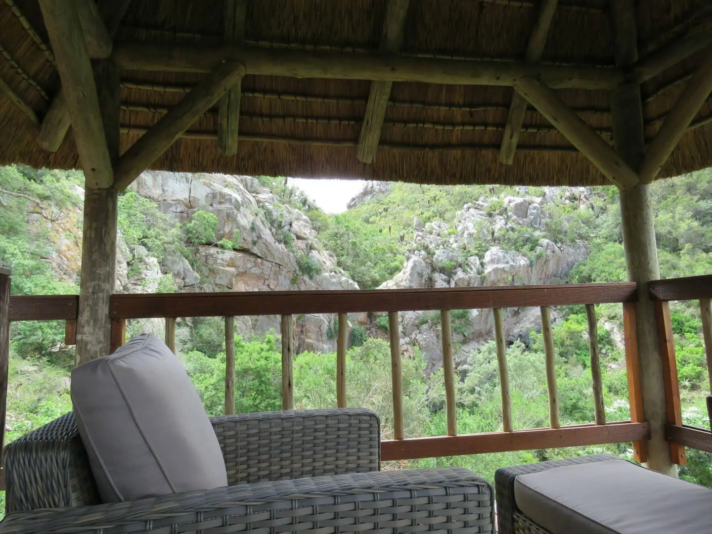 Woodbury Lodge - Amakhala Game Reserve