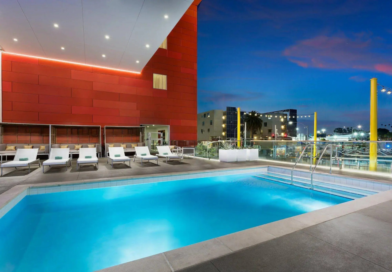 Courtyard by Marriott Santa Monica