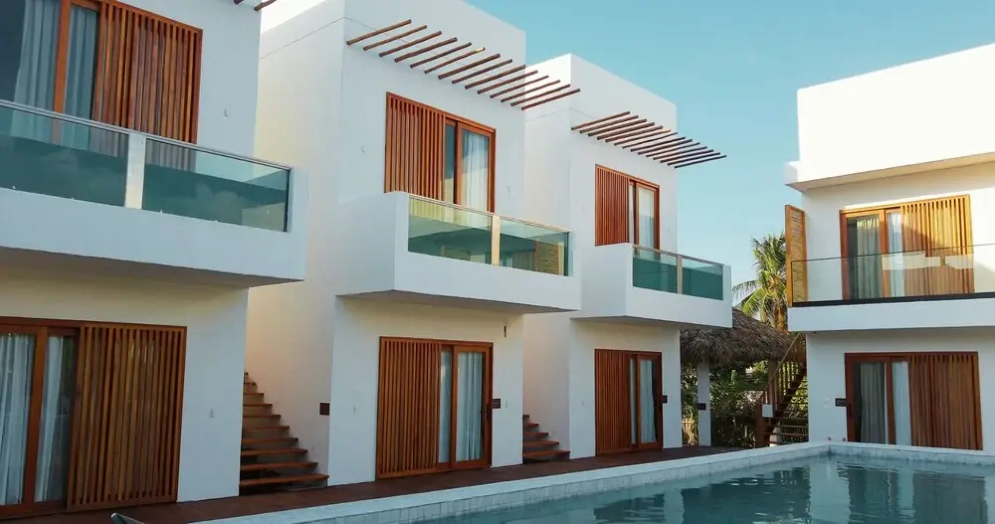 Mikiki Lifestyle Hotel