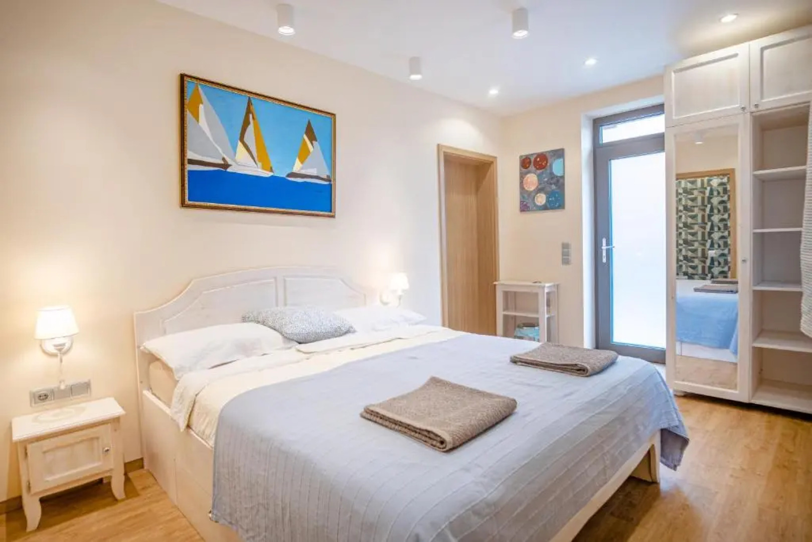 Kiss-Henézi Guest House