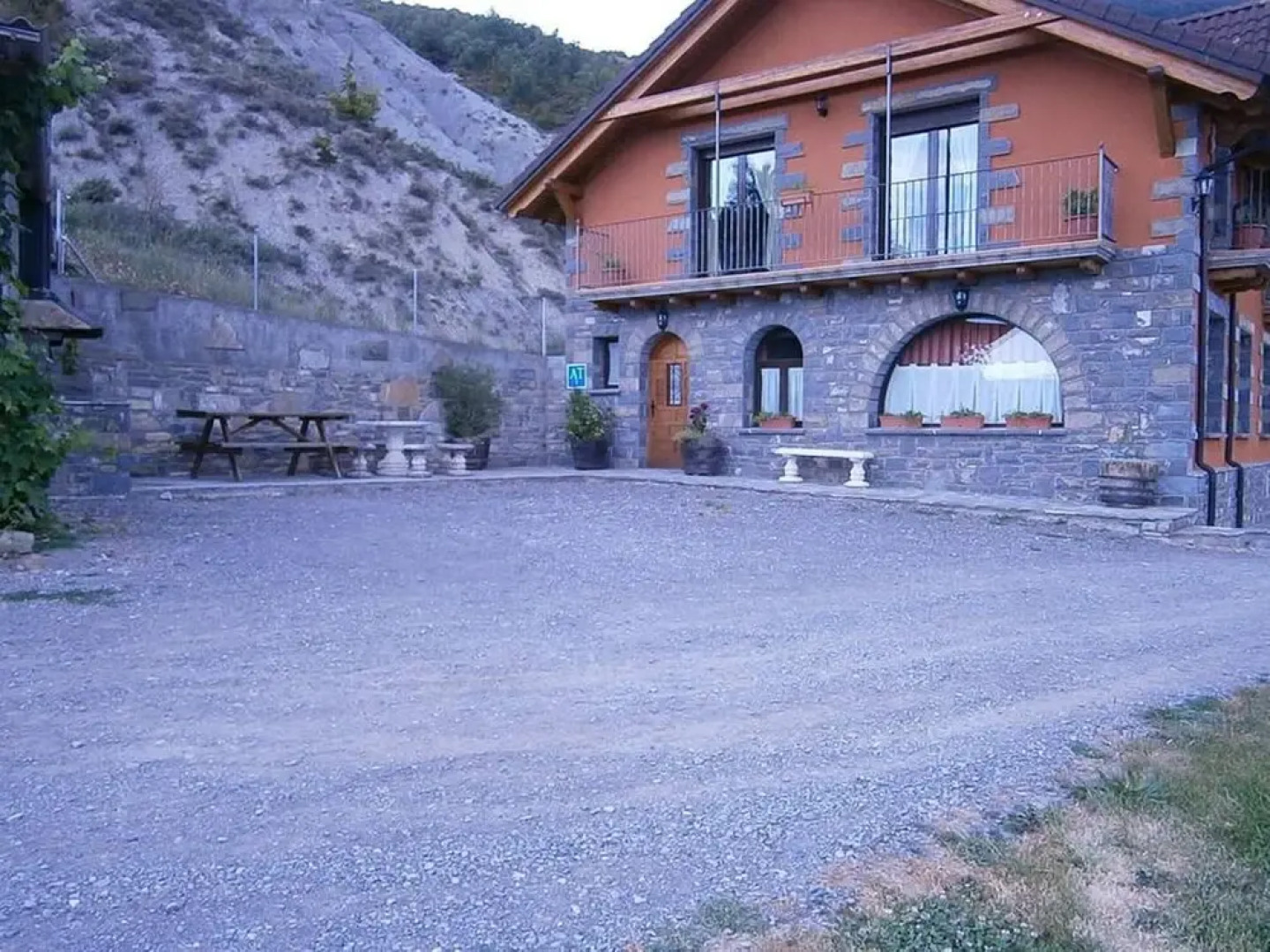 Apartment With 3 Bedrooms in Sorripas, With Wonderful Mountain View, Enclosed Garden and Wifi