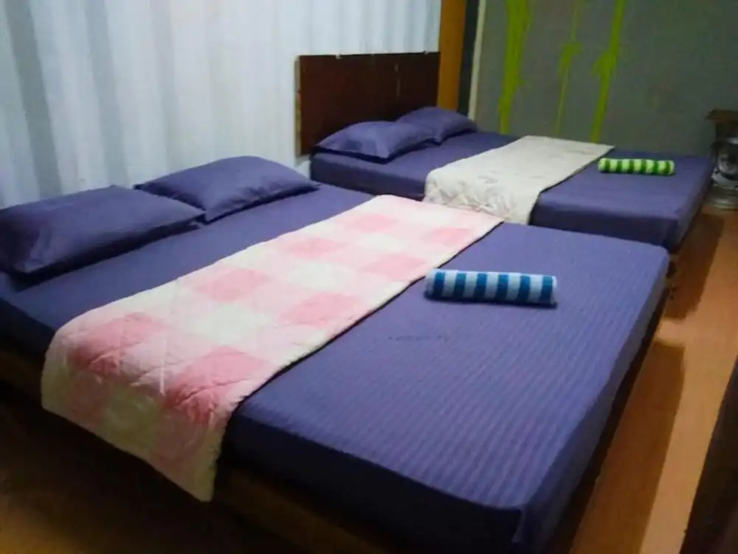 5 Stone Cabin Chalet