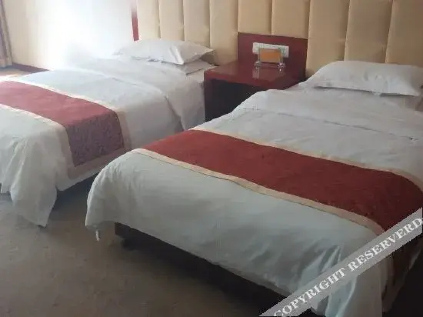 Kerong Business Hotel (Bayaner City Government Linhe Railway Station)